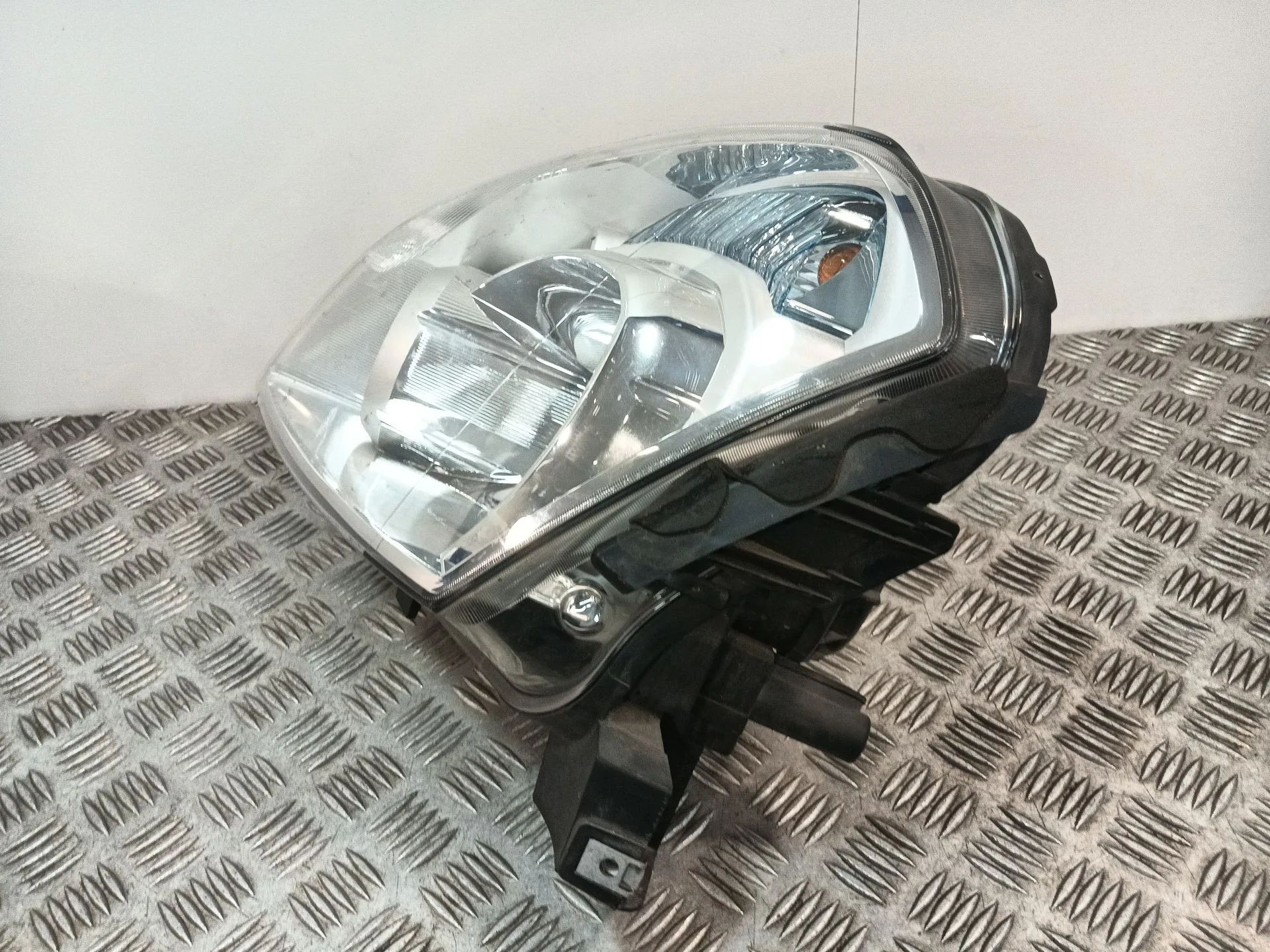 Faro Izquierdo para Nissan Qashqai I (J10, Nj10)