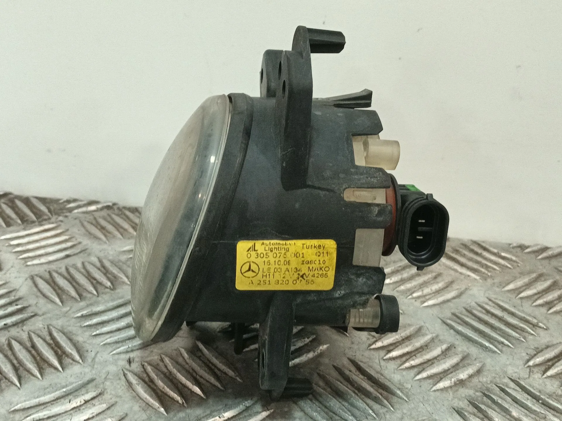 Faro Antiniebla Izquierdo para Mercedes-Benz Clase C (W204)