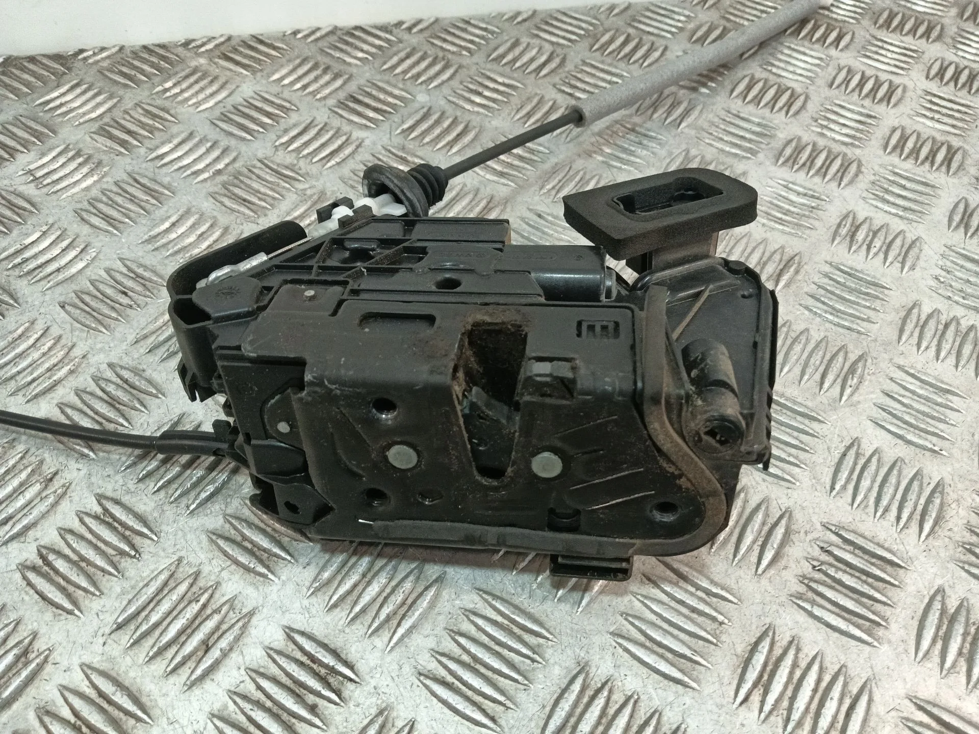 Cerradura Puerta Delantera Derecha para Skoda Fabia Iii (Nj3)