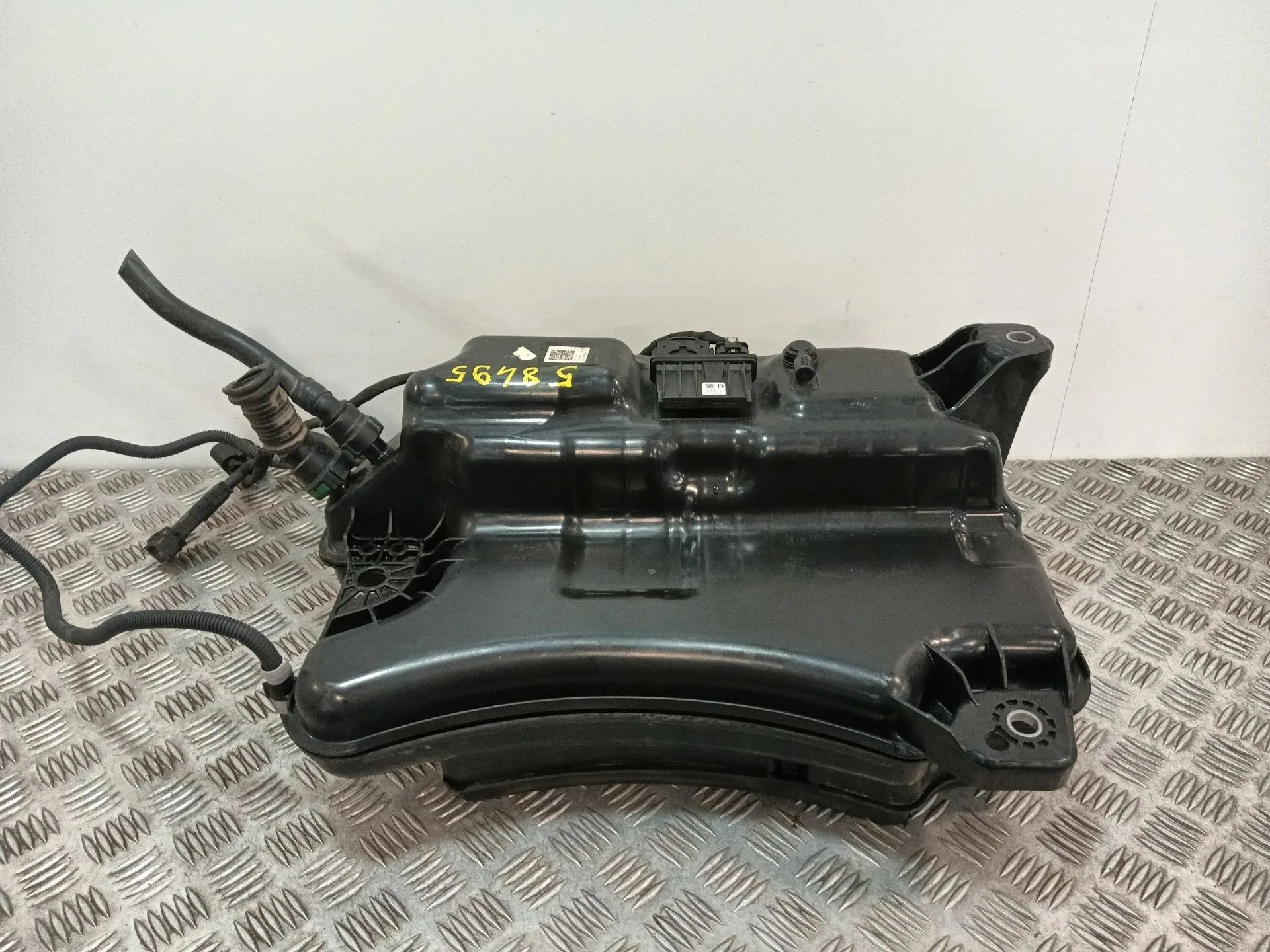 Deposito Adblue para Skoda Octavia Lim. (5E3)