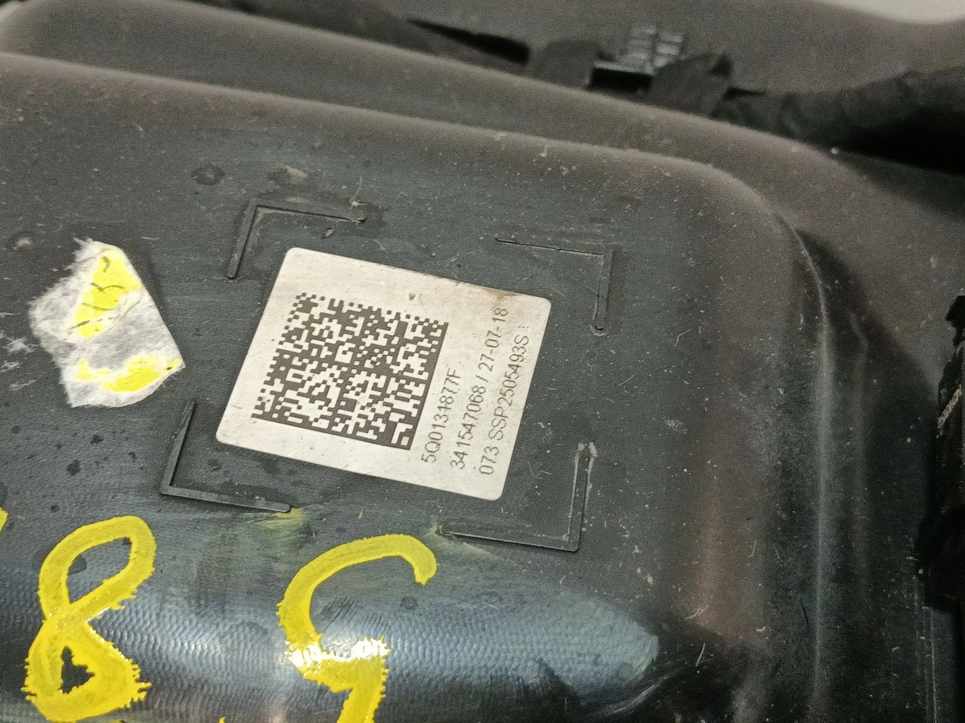 Deposito Adblue para Skoda Octavia Lim. (5E3)