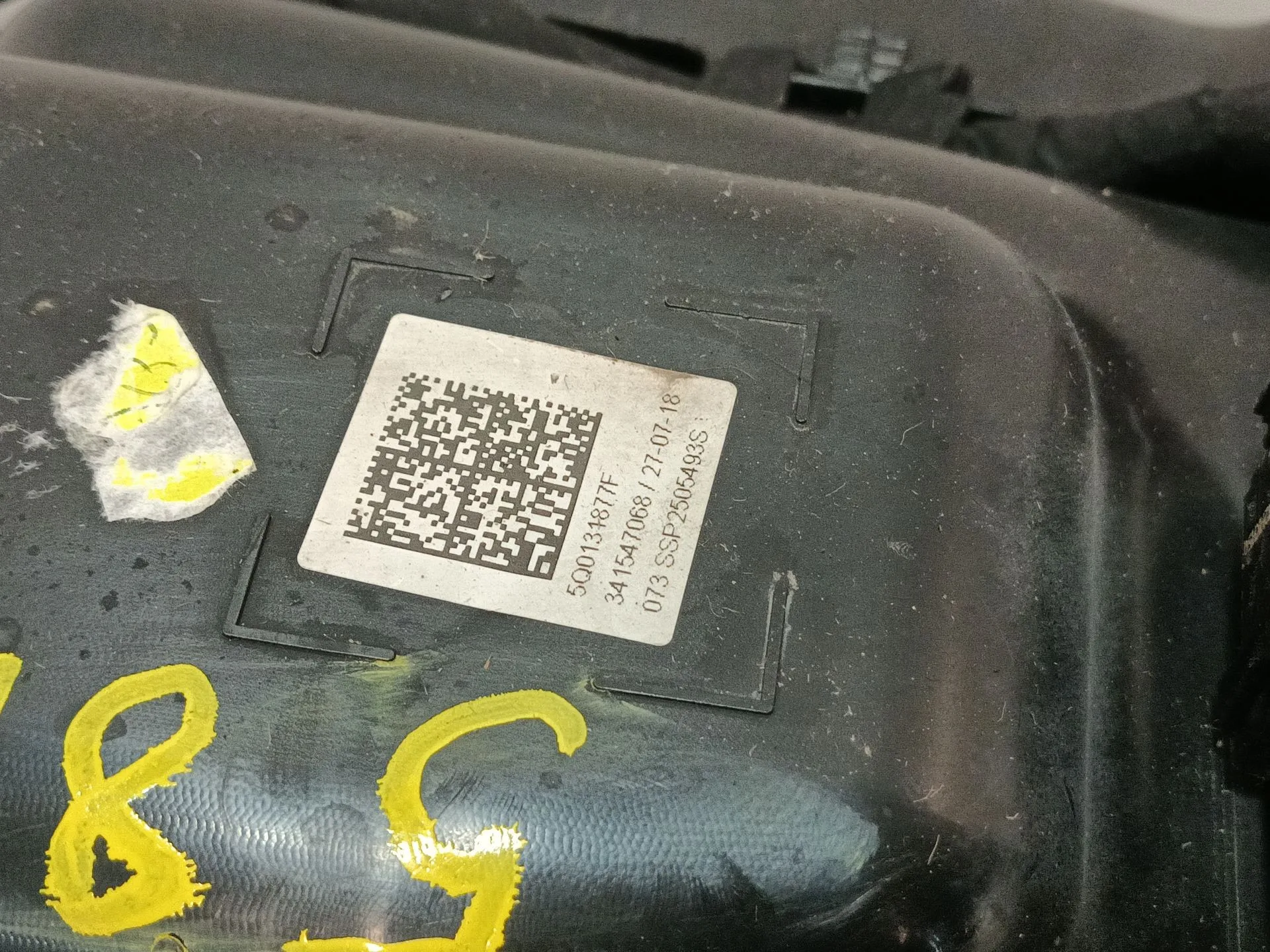 Deposito Adblue para Skoda Octavia Lim. (5E3)