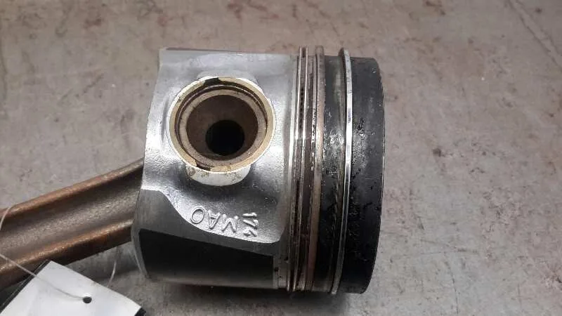 Piston para Skoda Octavia Berlina (1Z3)