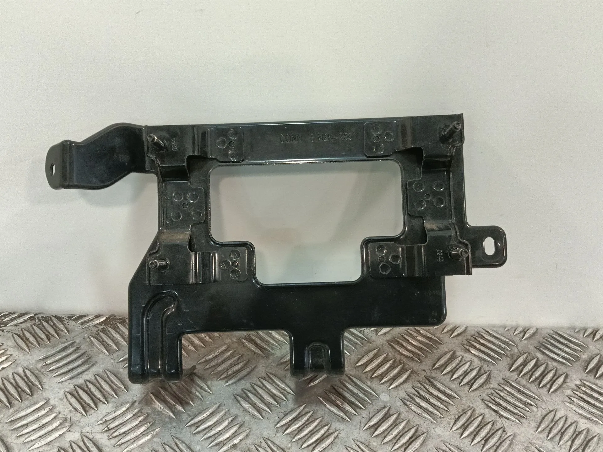 Soporte para Kia Xceed (Cd)