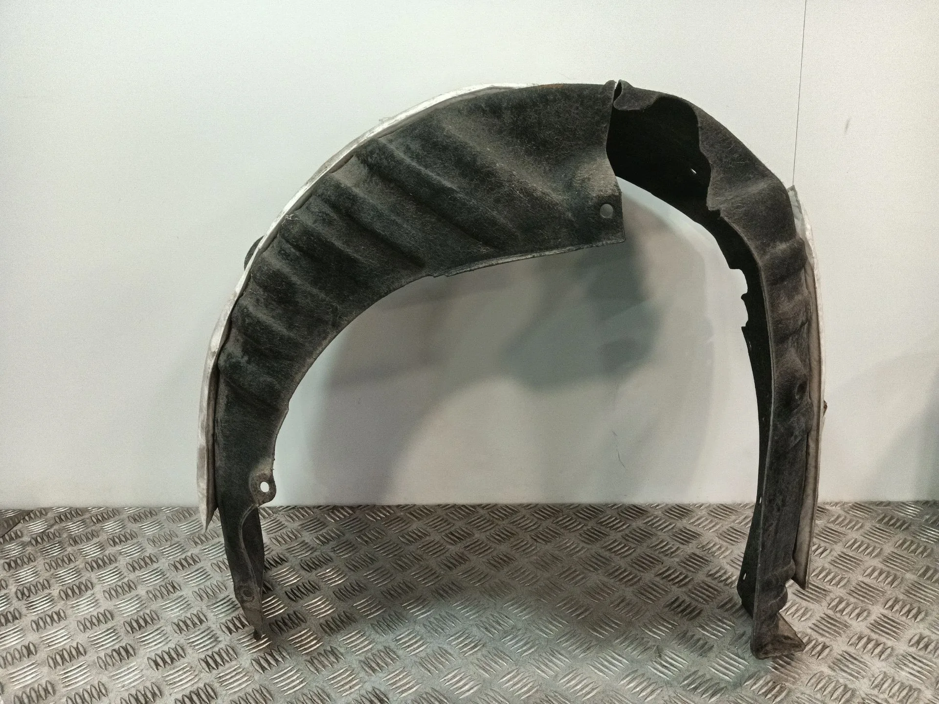 Plastico Paso Rueda Trasero Derecho para Kia Xceed (Cd)