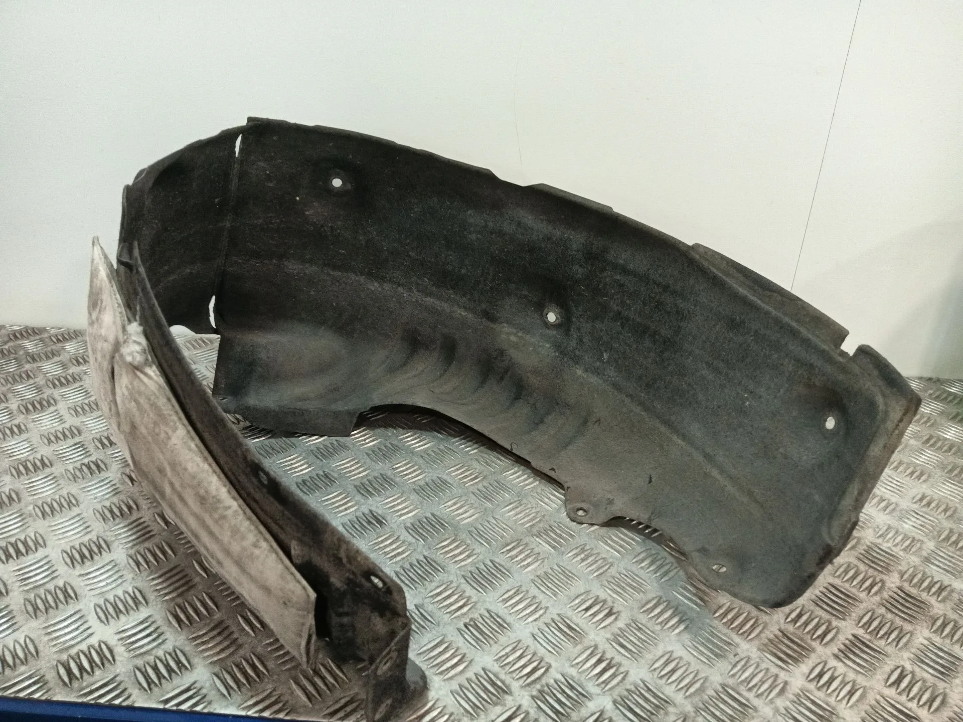 Plastico Paso Rueda Trasero Derecho para Kia Xceed (Cd)