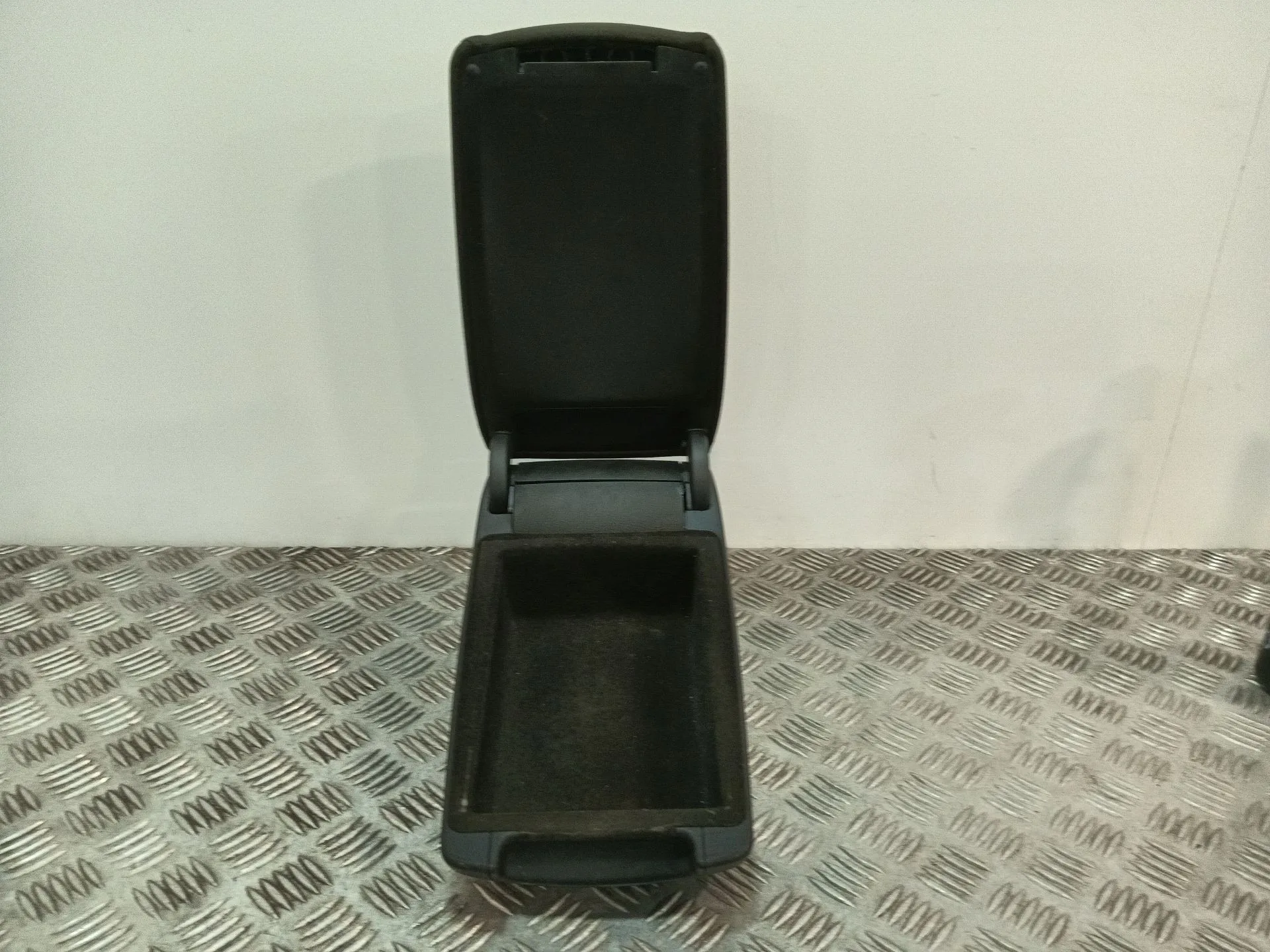 Apoyabrazos Central para Audi A6 Berlina (4F2)