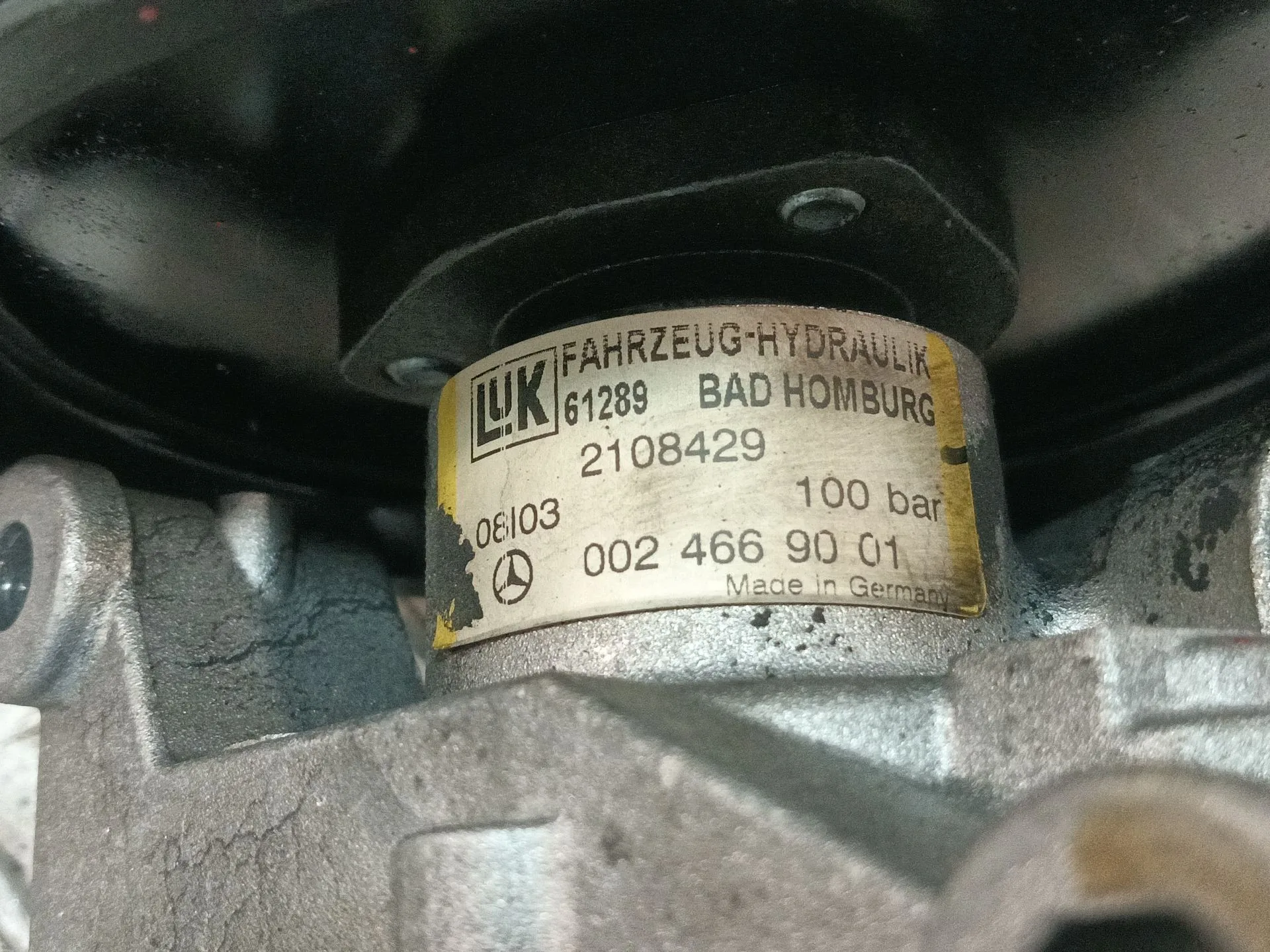 Bomba Direccion para Mercedes-Benz Clase M (W163)