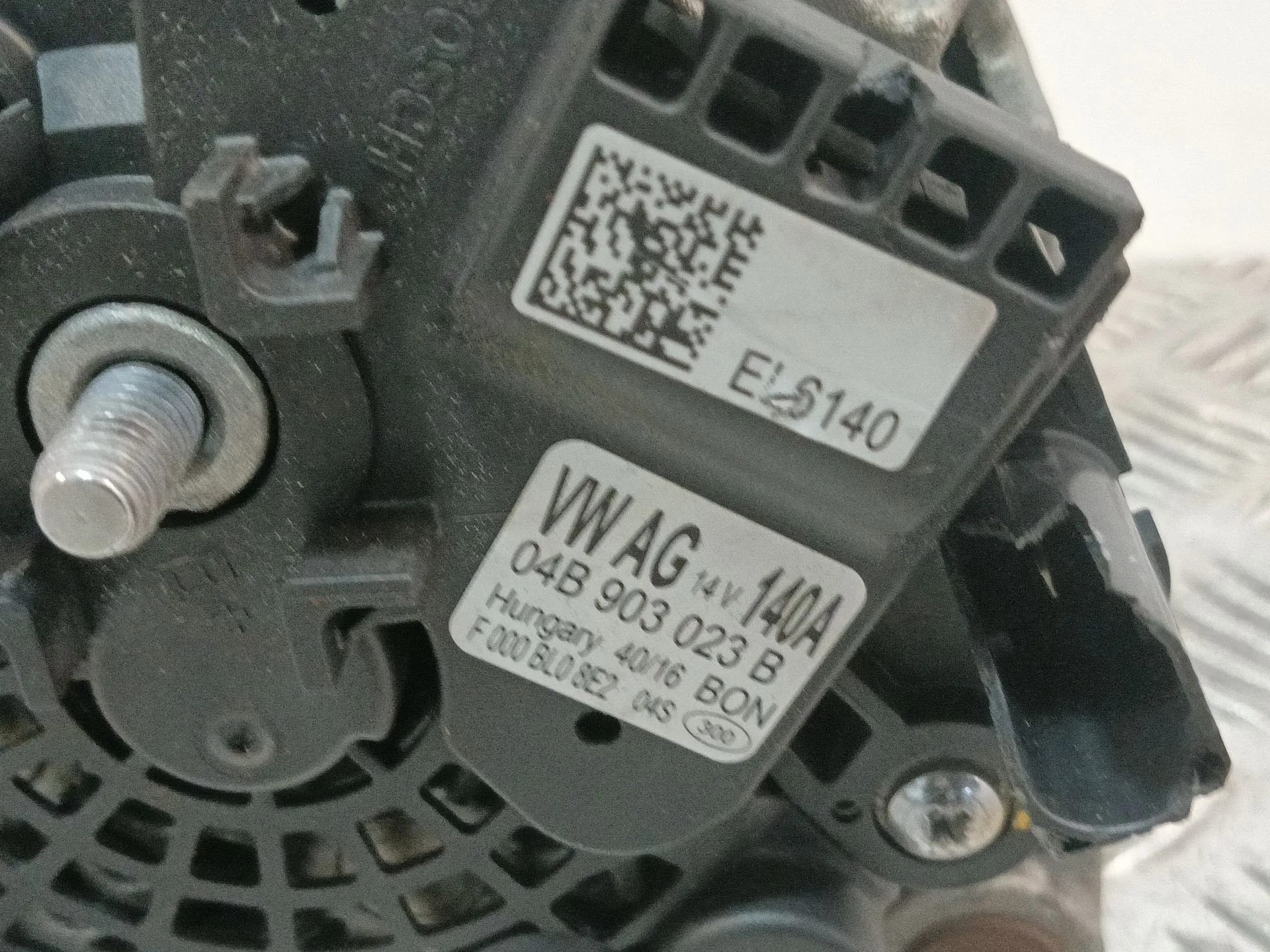 Alternador para Seat Ibiza Iv (6J5, 6P1)