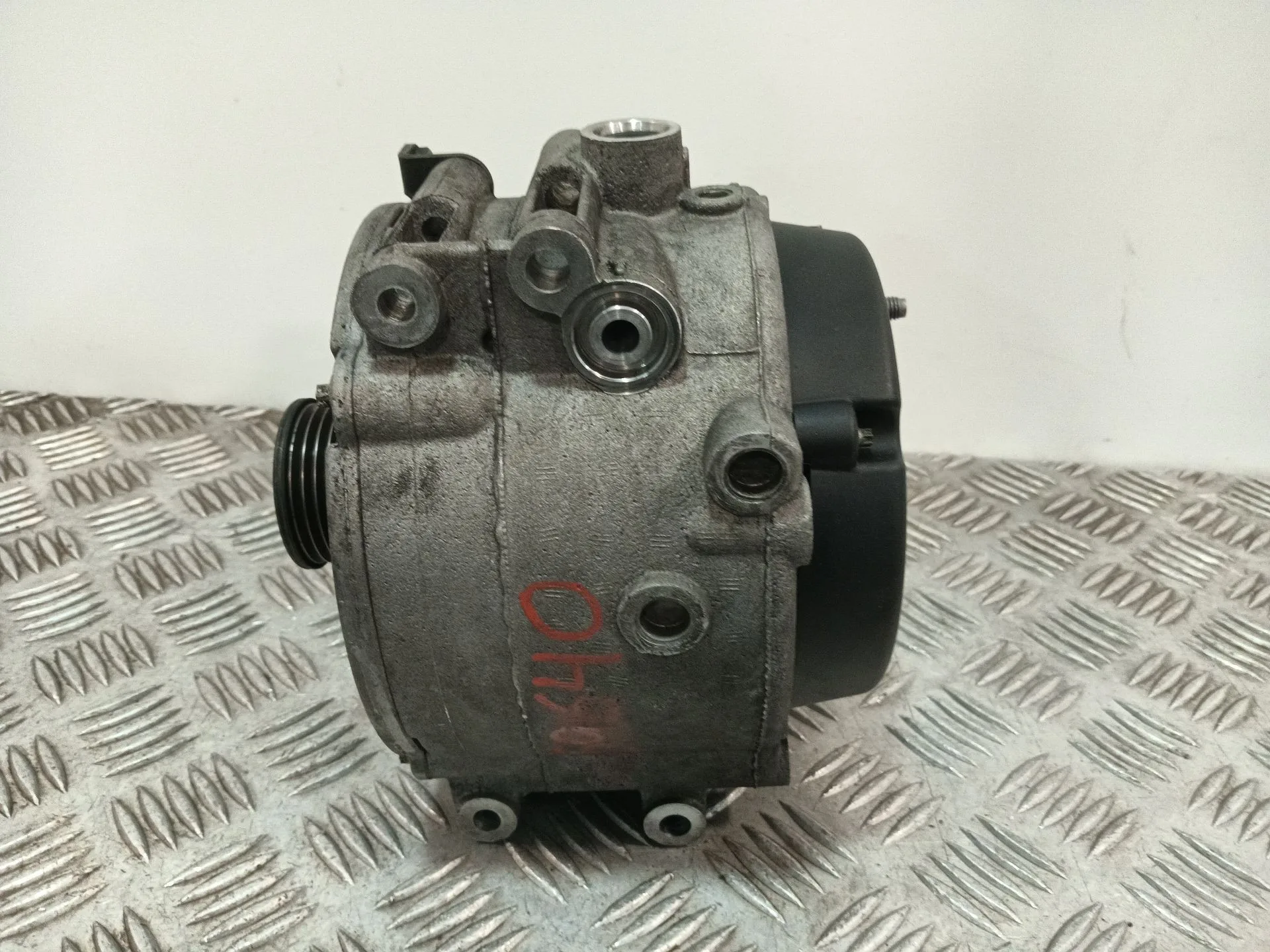 Alternador para Mercedes-Benz Clase M (W163)