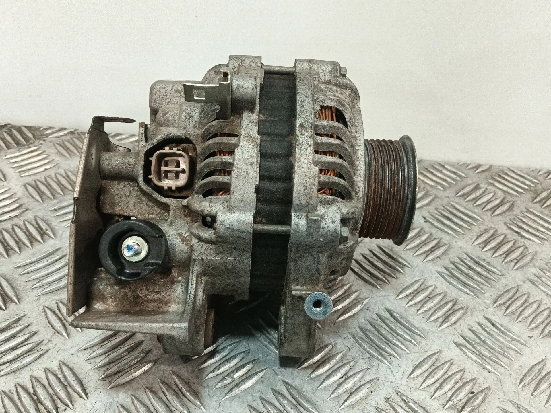 Alternador para Honda Civic Viii Hatchback (Fn, Fk)