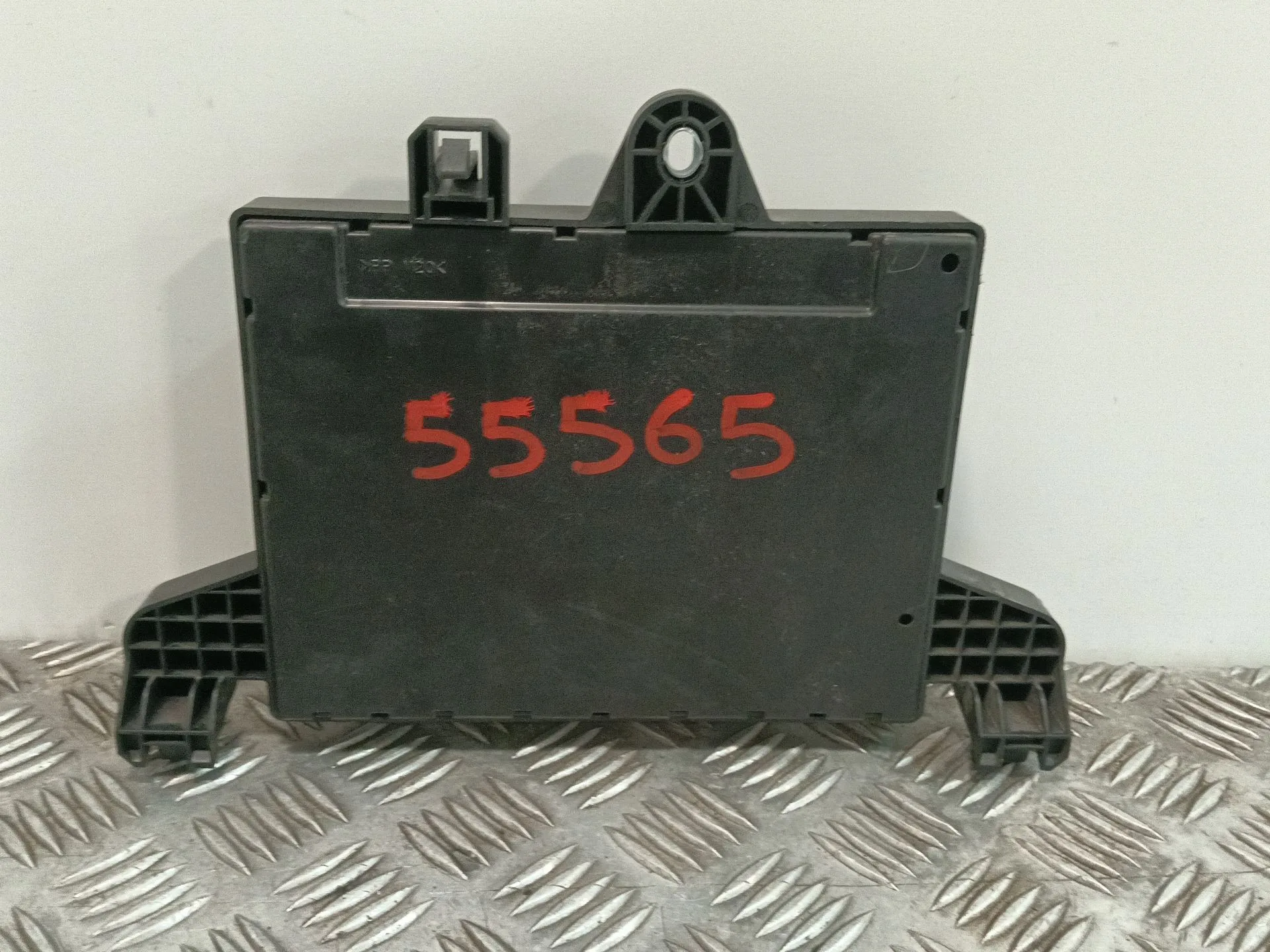 Caja Reles / Fusibles para Opel Astra J Lim.