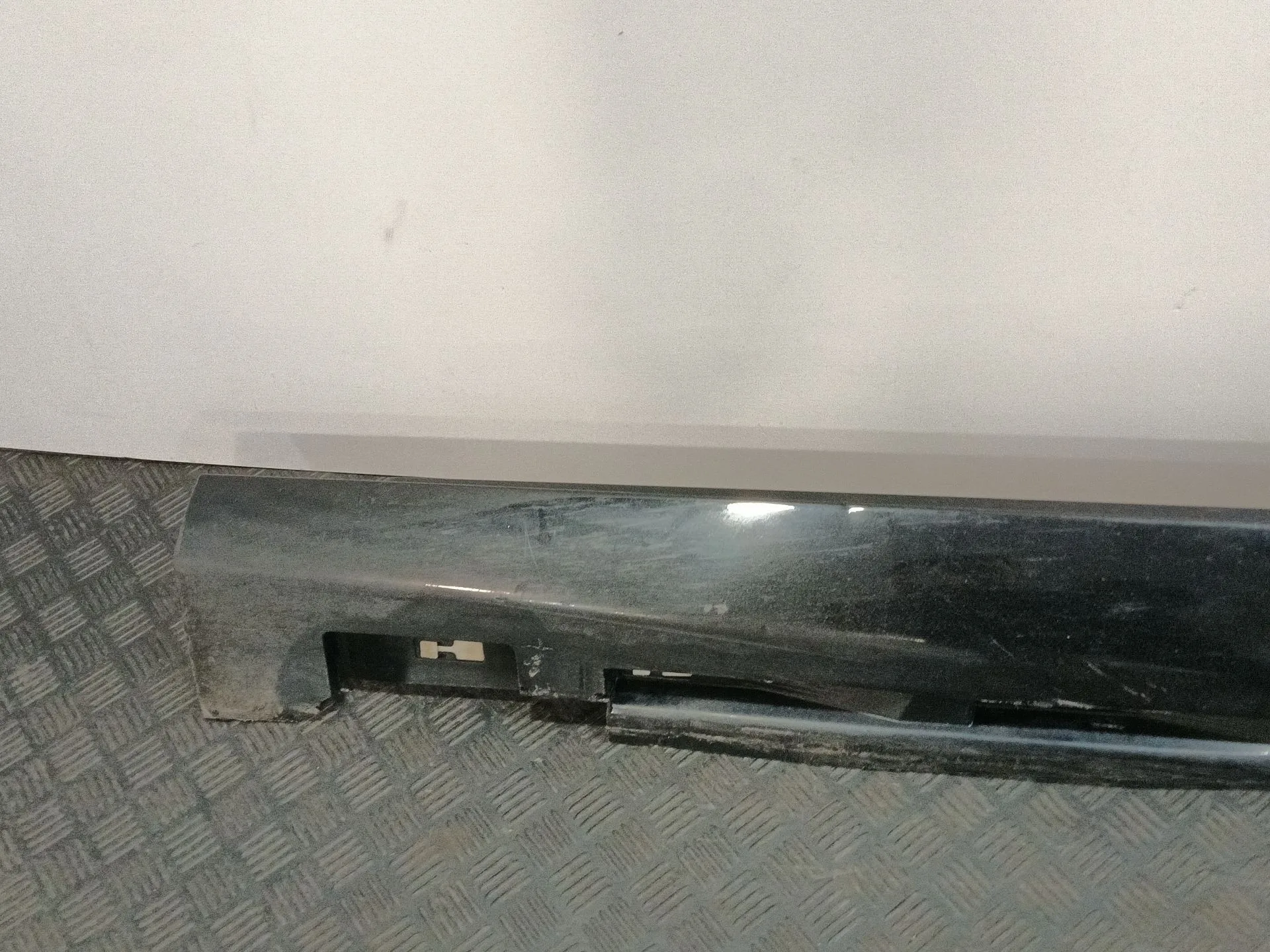 Faldon Lateral para Volvo V40 Hatchback (525)