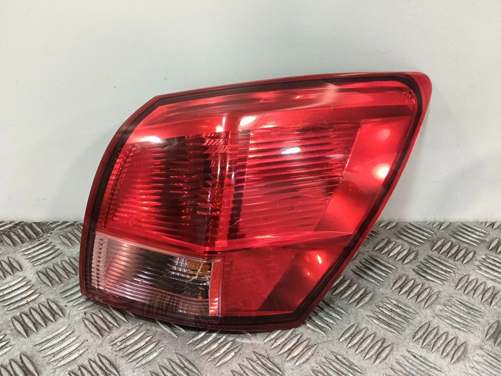 Piloto Trasero Derecho para Nissan Qashqai I (J10, Nj10)