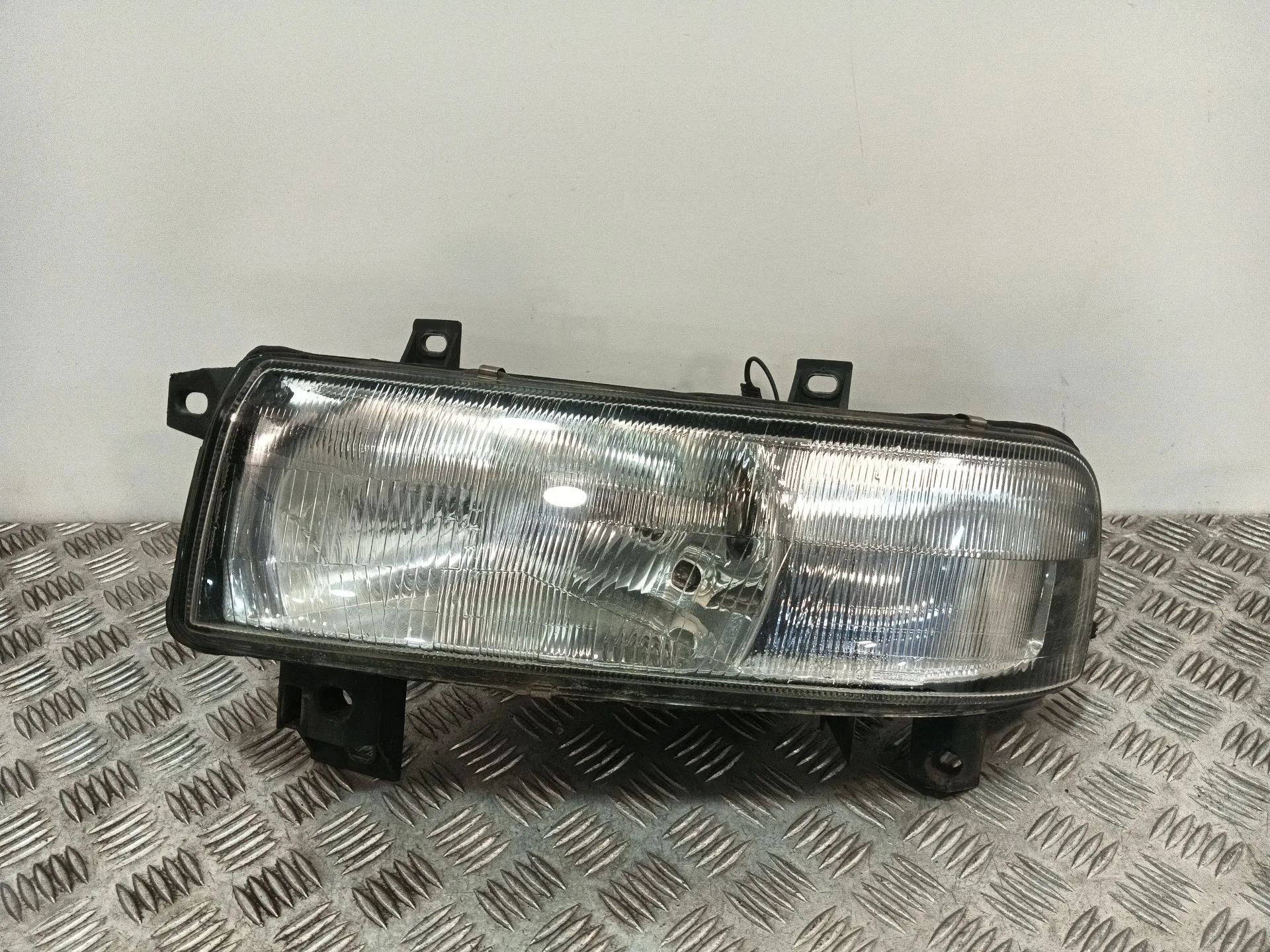 Faro Izquierdo para Nissan Interstar Furgoneta (X70)
