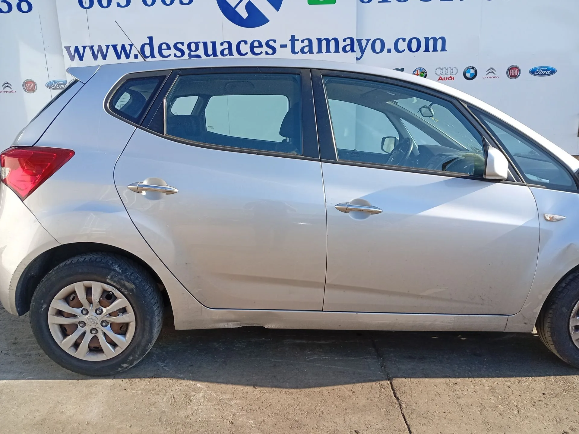 Puerta Trasera Derecha para Hyundai Ix20 (Jc)