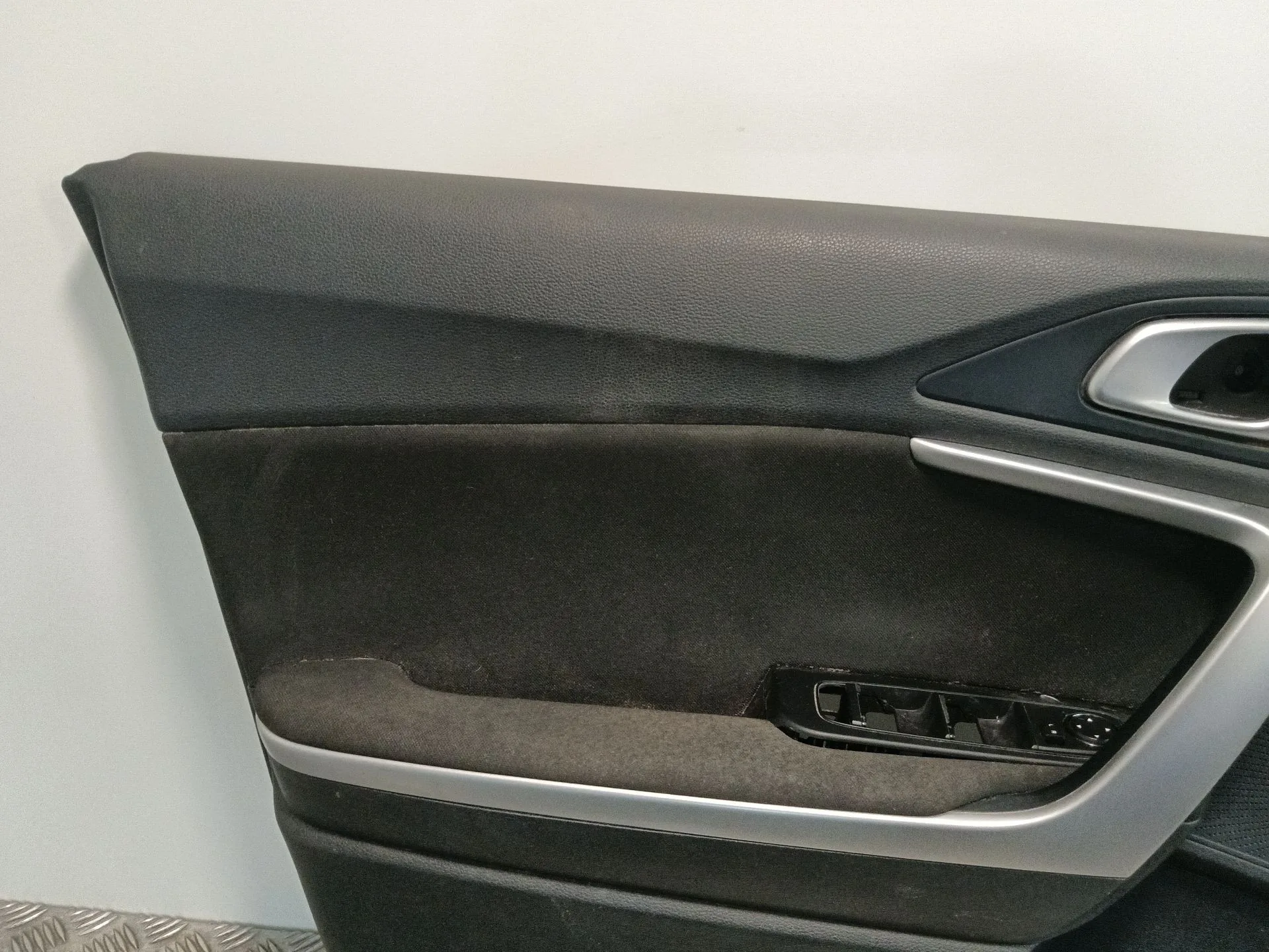 Guarnecido Puerta Delantera Izquierda para Kia Ceed