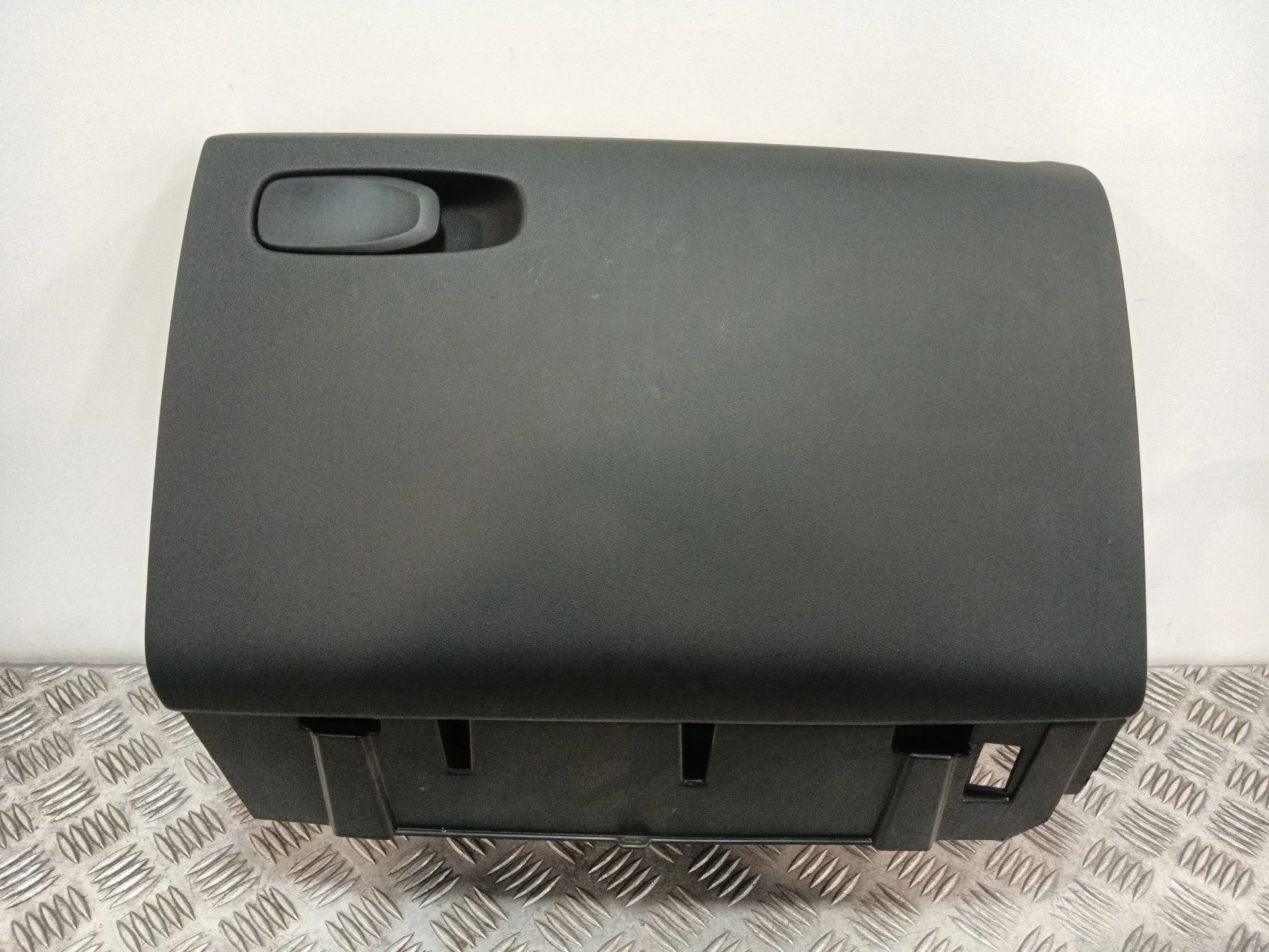Guantera para Volvo V40 Hatchback (525)