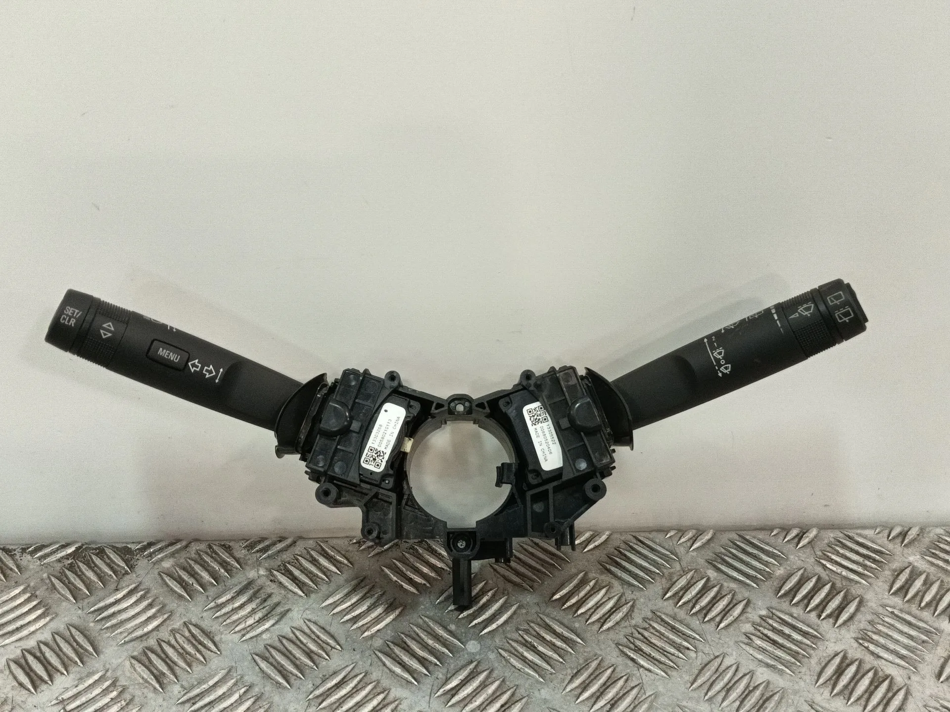 Mando Multifuncion para Opel Astra J Lim.