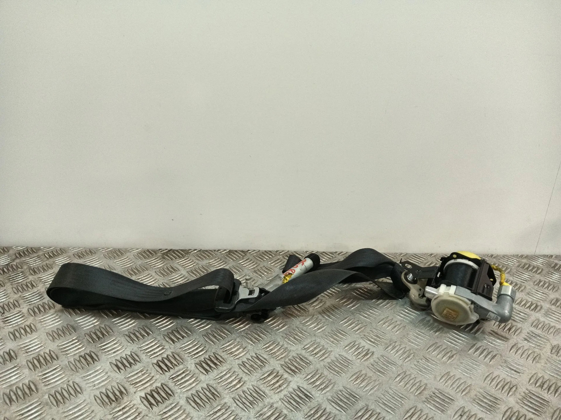 Cinturon Seguridad Delantero Izquierdo para Mazda 3 Lim. (Bl)