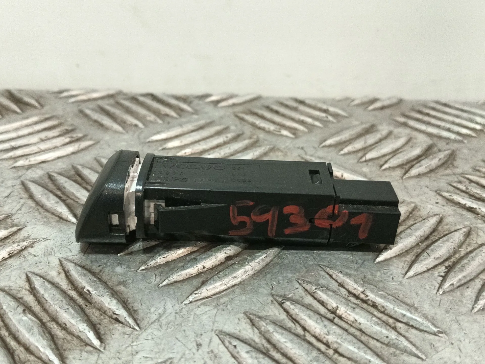Warning para Volvo V40 Hatchback (525)