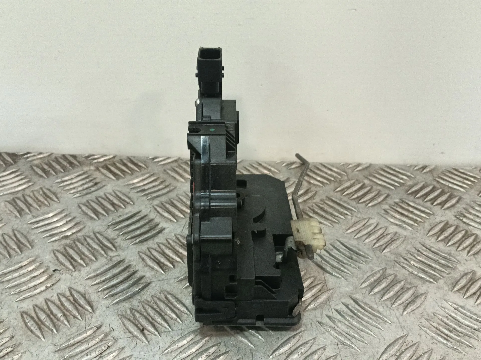Cerradura Puerta Delantera Izquierda para Opel Corsa D (S07)