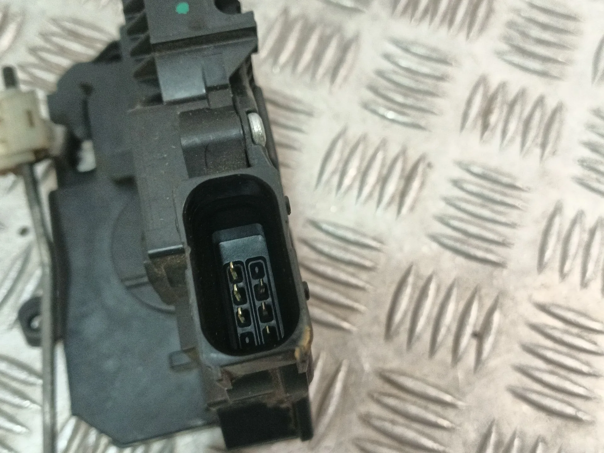 Cerradura Puerta Delantera Izquierda para Opel Corsa D (S07)