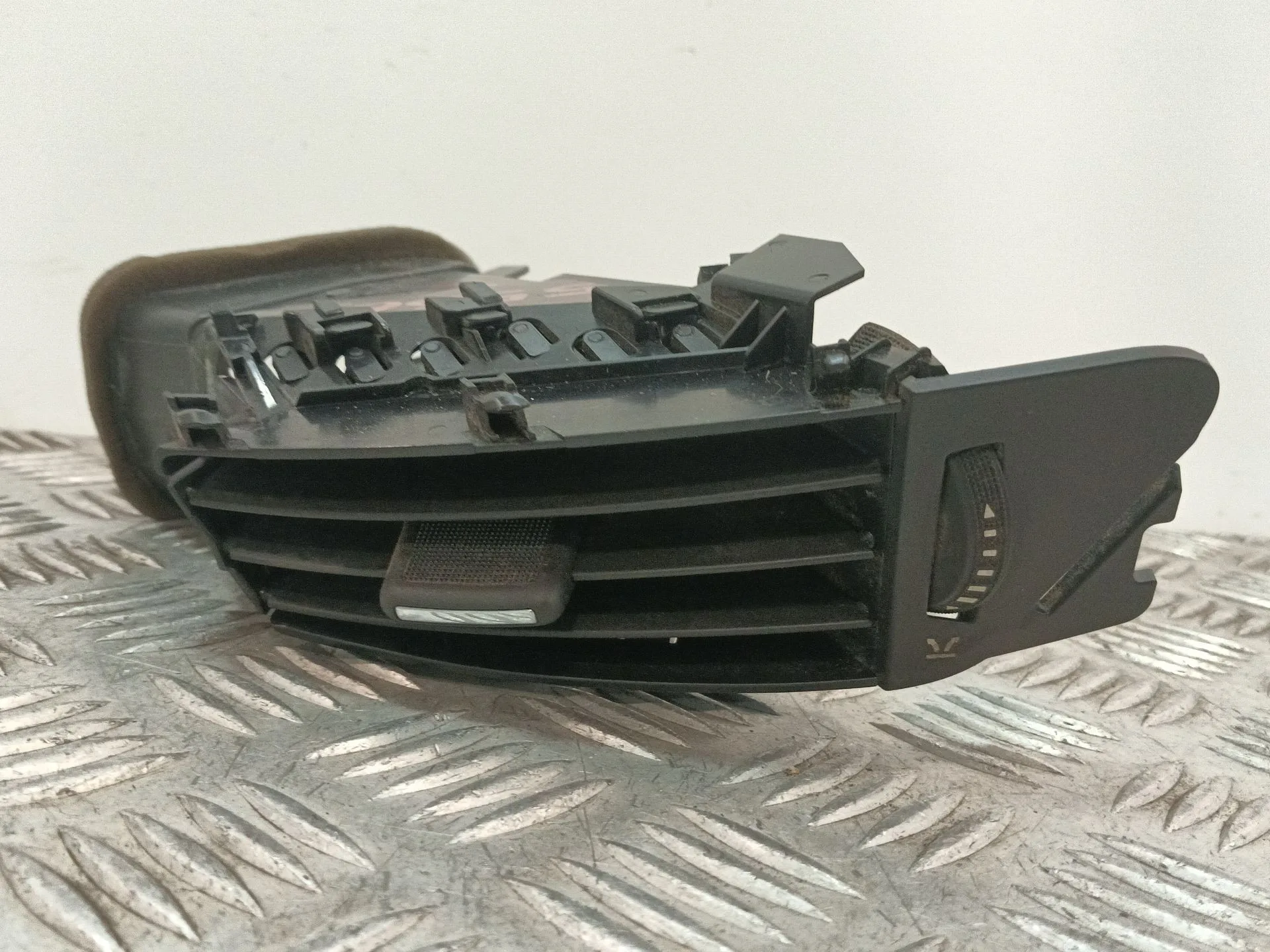 Rejilla Aireadora para Opel Astra J Lim.