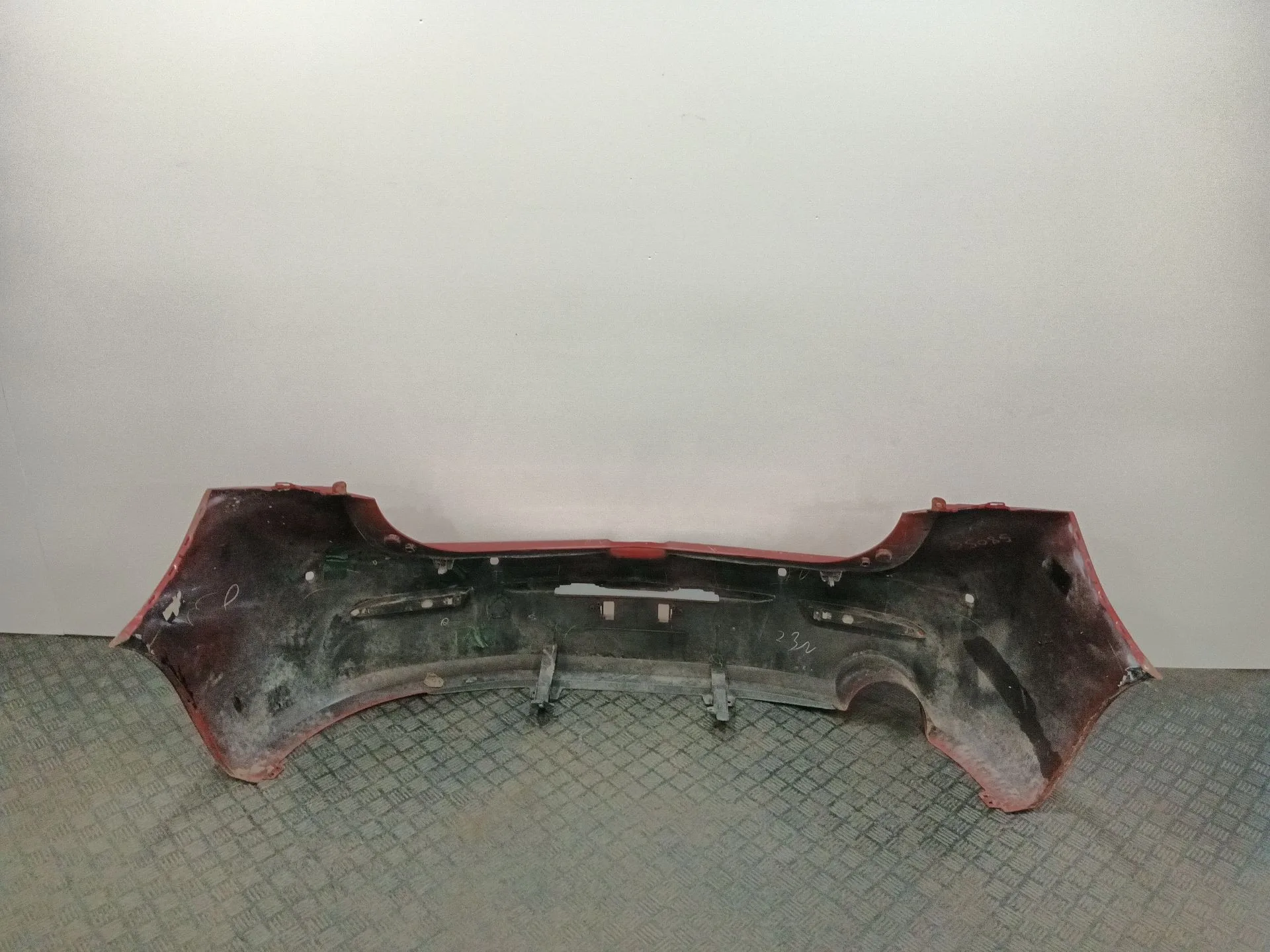 Paragolpes Trasero para Mazda 3 Lim. (Bl)