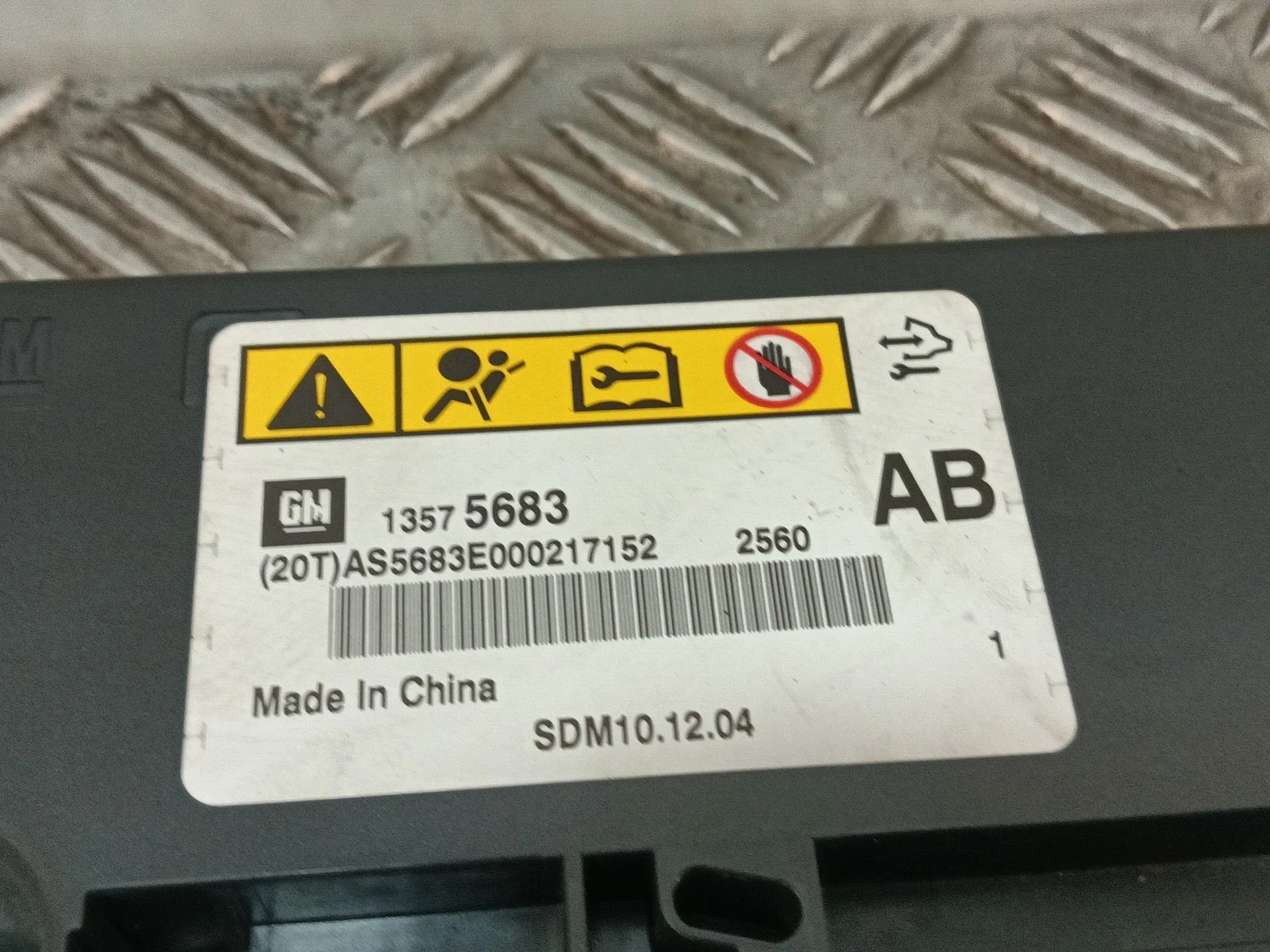 Centralita Airbag para Opel Astra J Lim.
