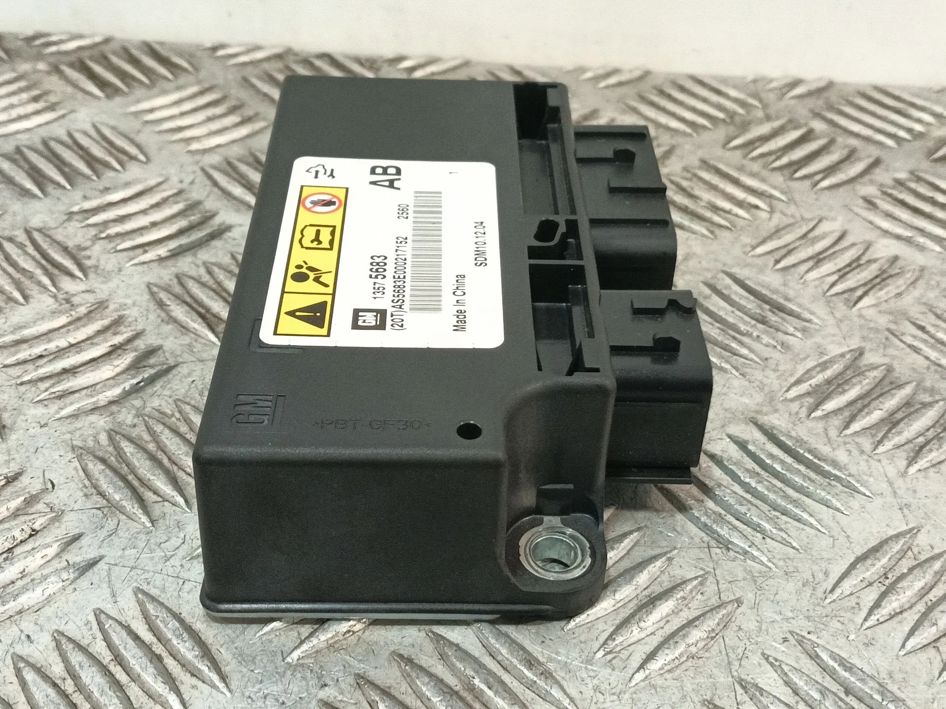 Centralita Airbag para Opel Astra J Lim.