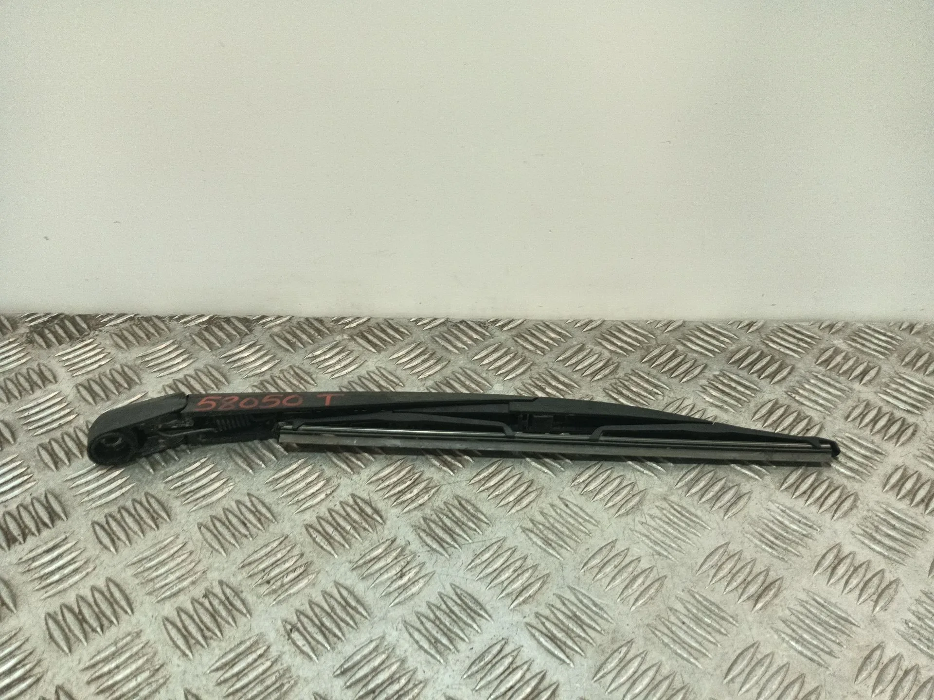 Brazo Limpia Trasero para Mazda 3 Lim. (Bl)