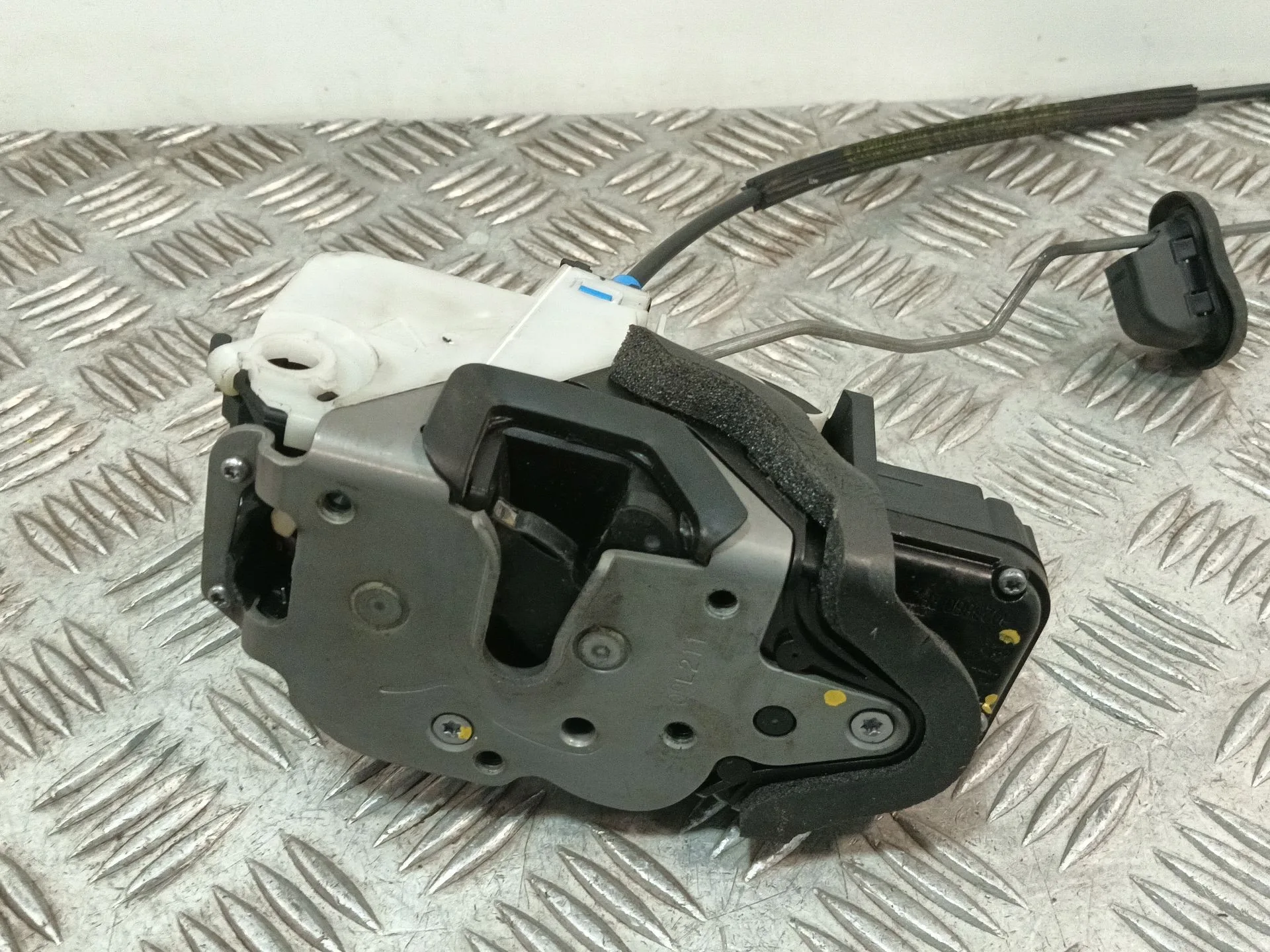 Cerradura Puerta Delantera Derecha para Opel Astra J Lim.