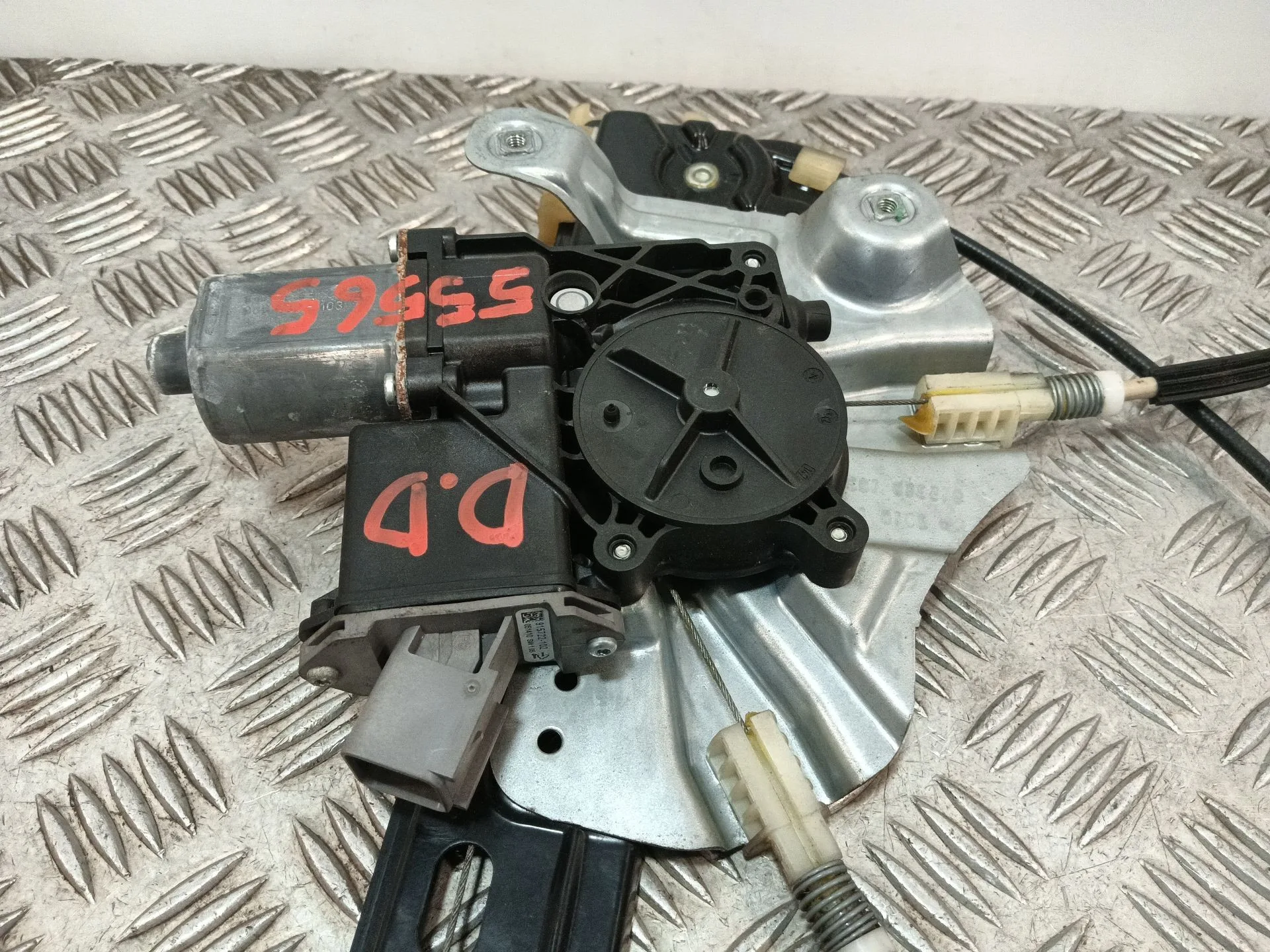 Elevalunas Delantero Derecho para Opel Astra J Lim.