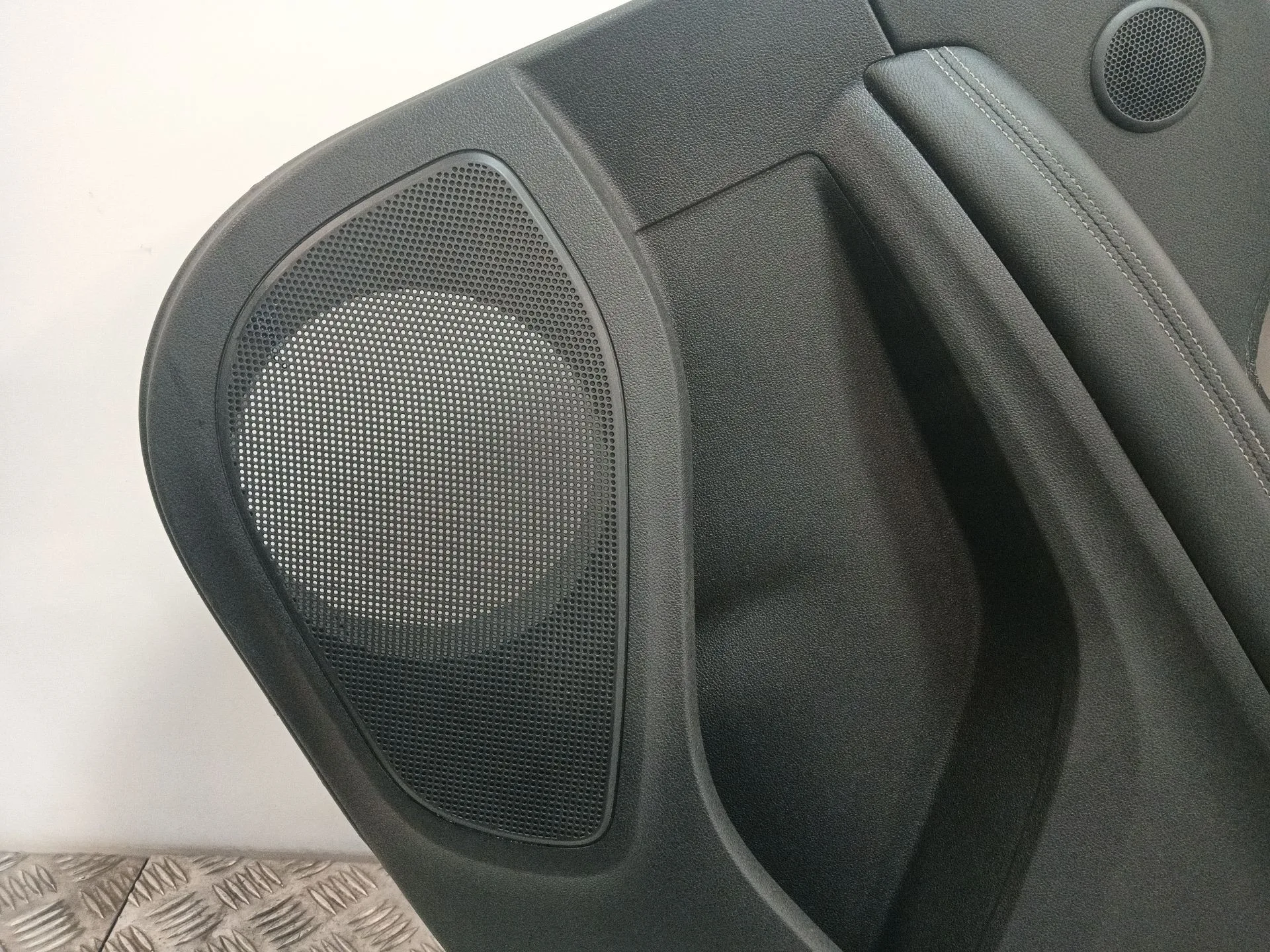 Guarnecido Puerta Trasera Derecha para Renault Scenic Iv (J9_)
