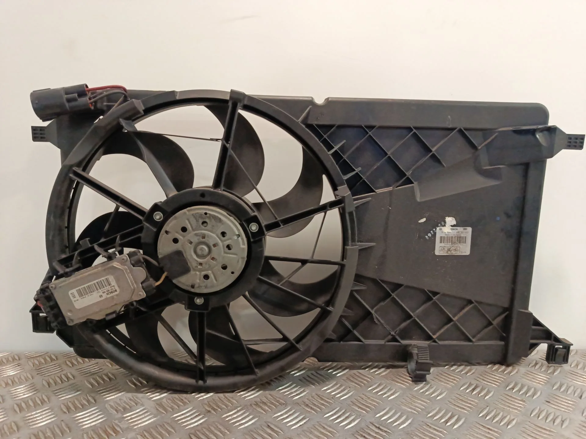 Electroventilador para Ford Focus C-Max (Dm2)