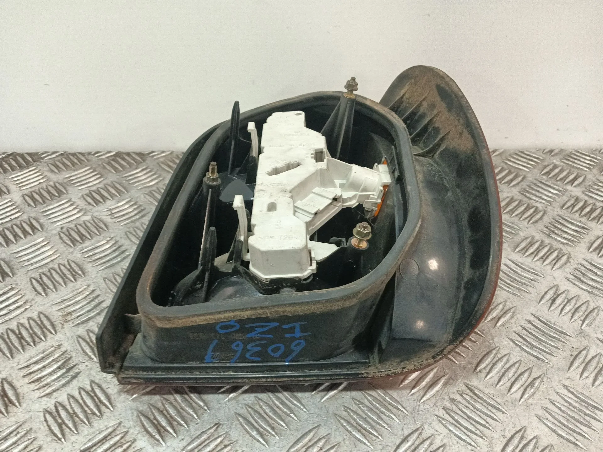Piloto Trasero Izquierdo para Volkswagen Polo Iii (6N1)