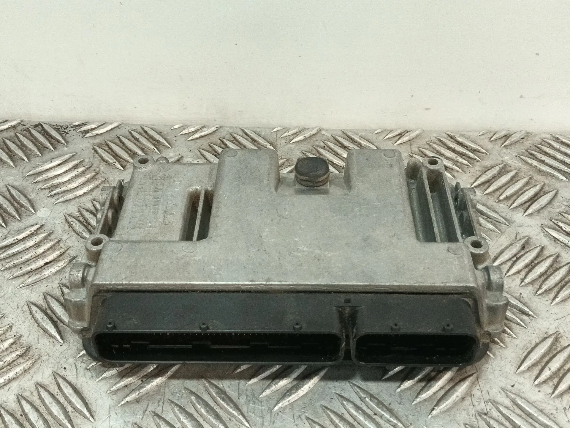 Centralita Motor Uce para Toyota Yaris (_P13_)