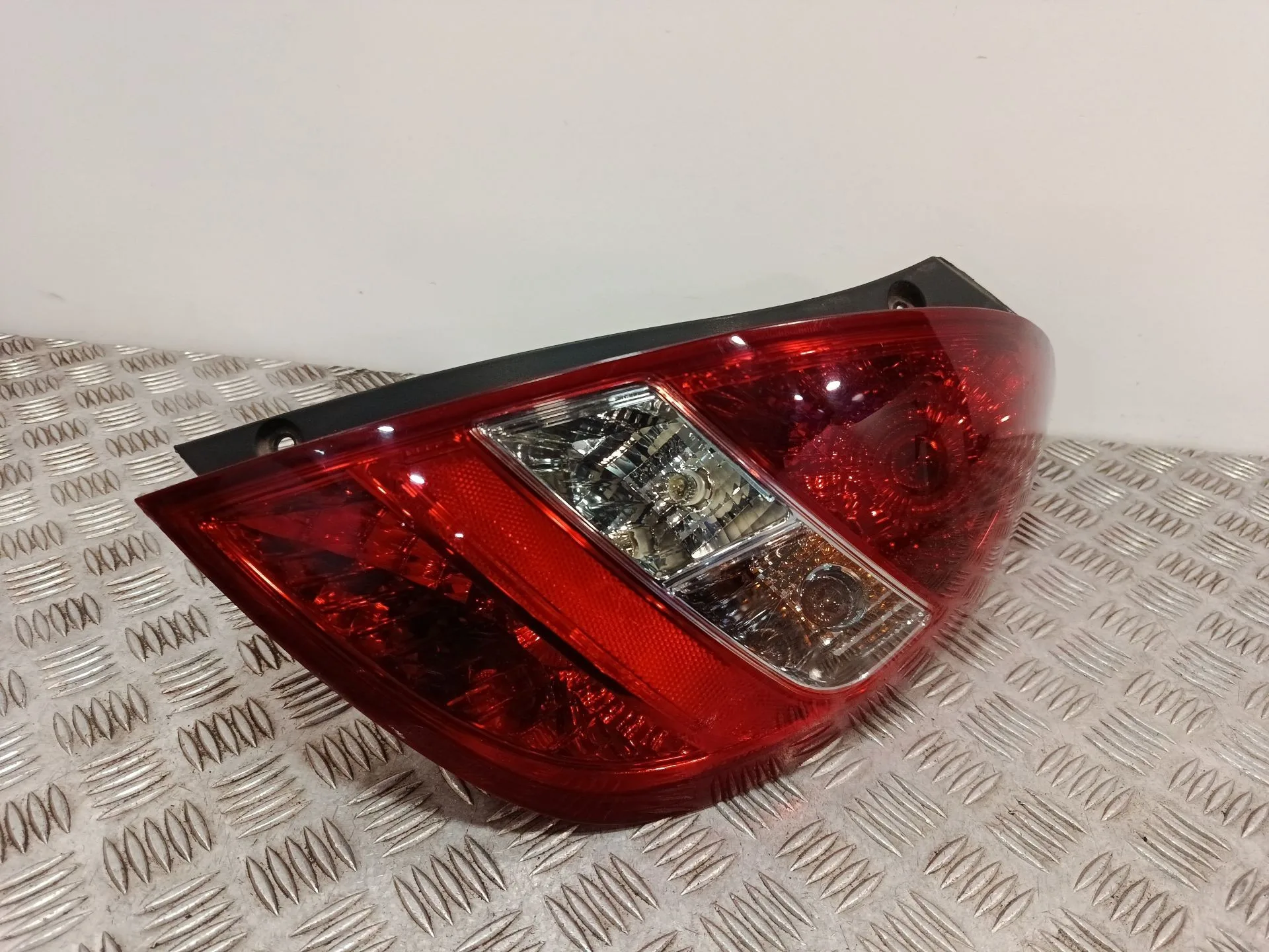 Piloto Trasero Derecho para Hyundai I20 I (Pb, Pbt)