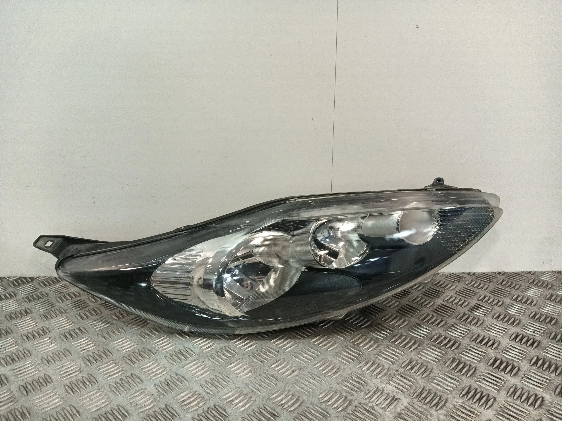 Faro Derecho para Ford Fiesta Vi (Cb1, Ccn)