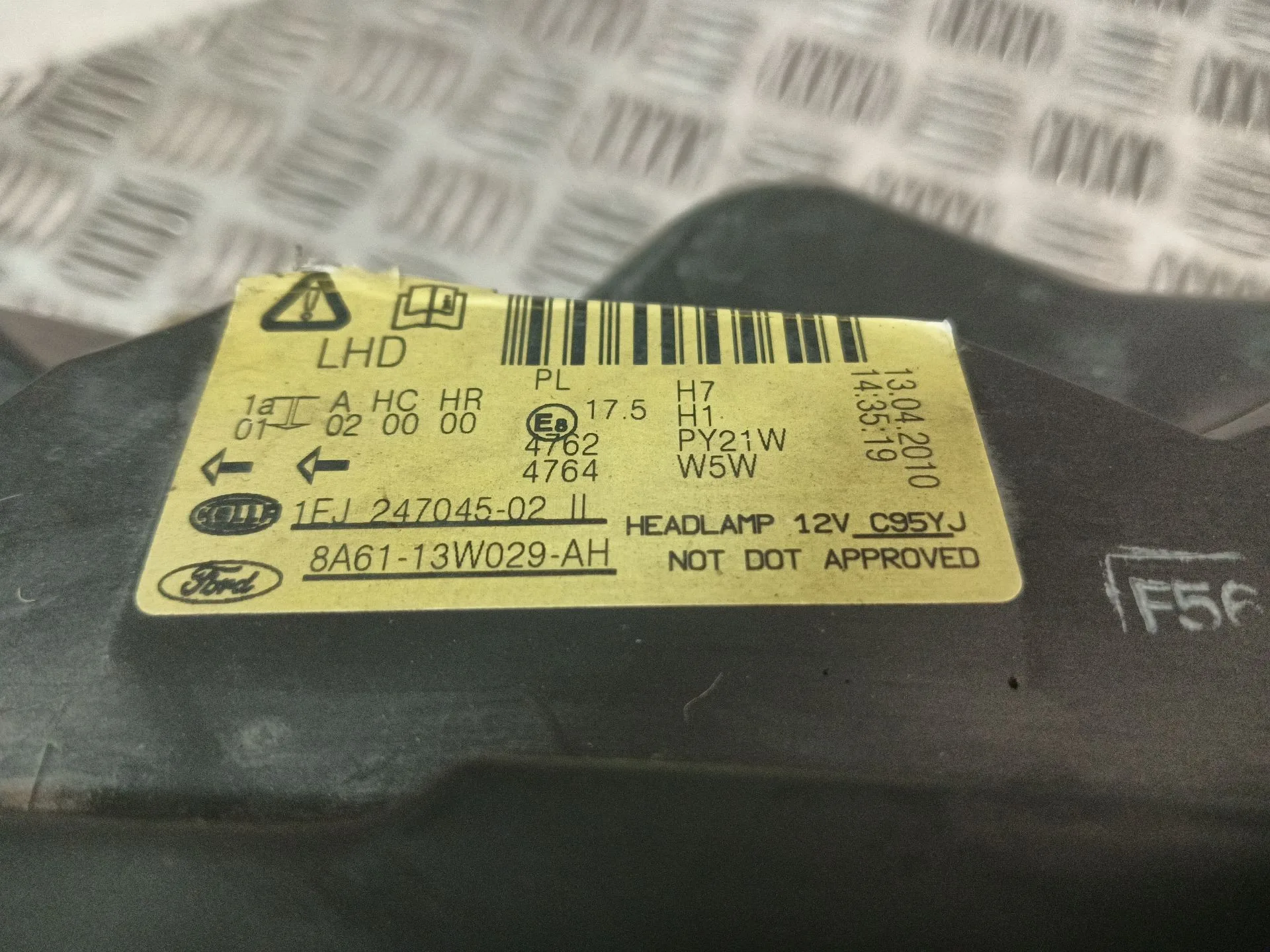 Faro Derecho para Ford Fiesta Vi (Cb1, Ccn)