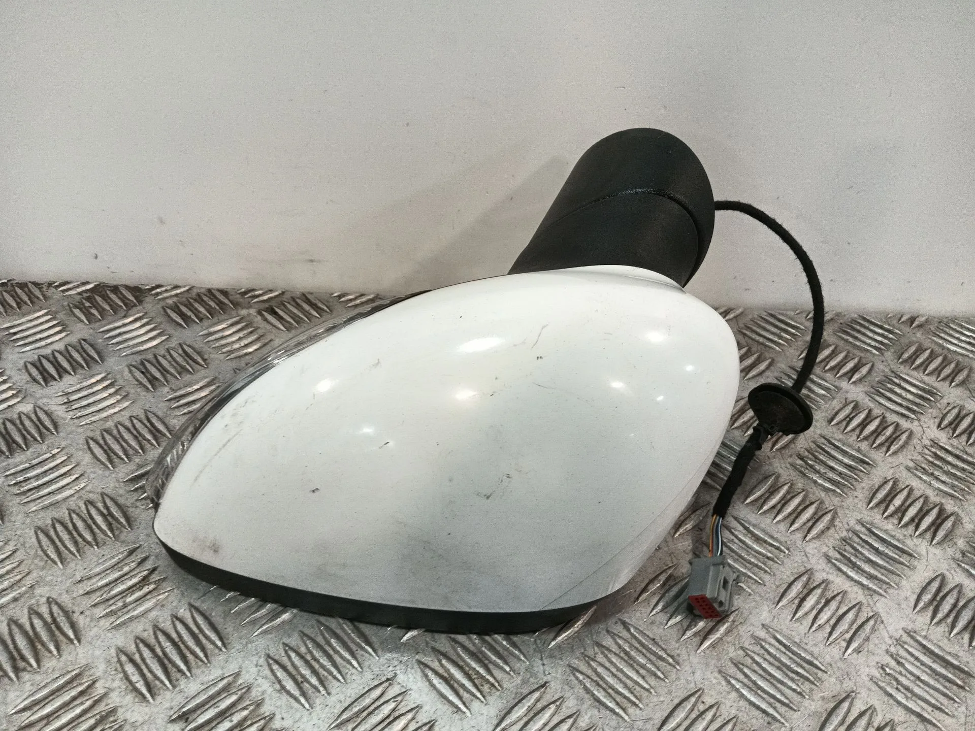 Retrovisor Izquierdo para Ford Fiesta Vi (Cb1, Ccn)
