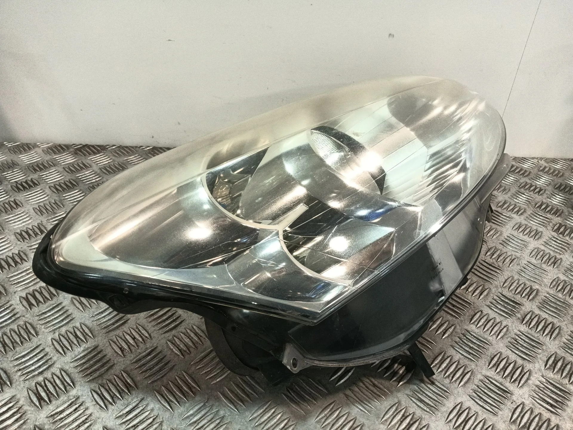 Faro Derecho para Peugeot Partner Origin Monospace (G_)