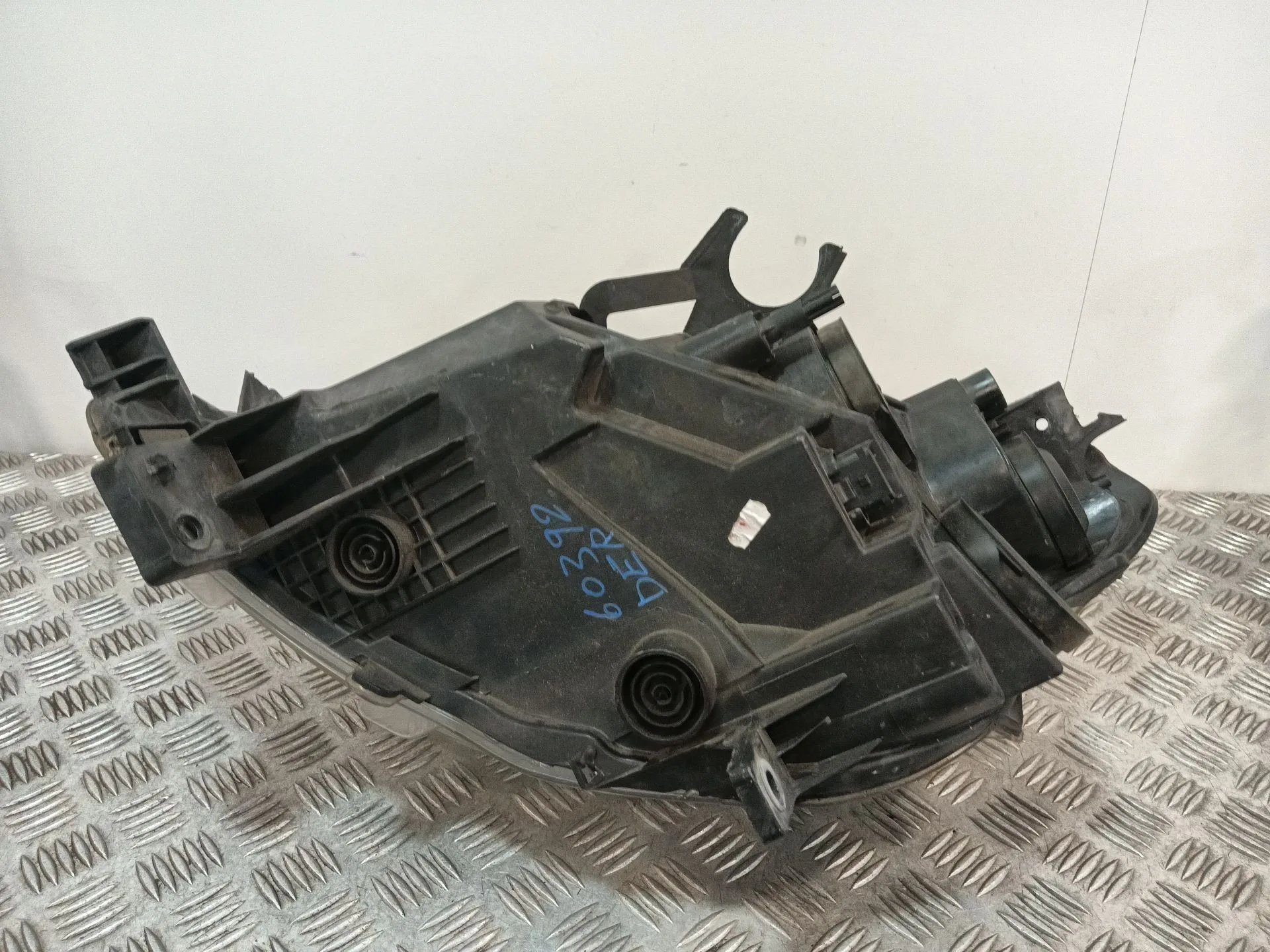Faro Derecho para Peugeot Partner Origin Monospace (G_)