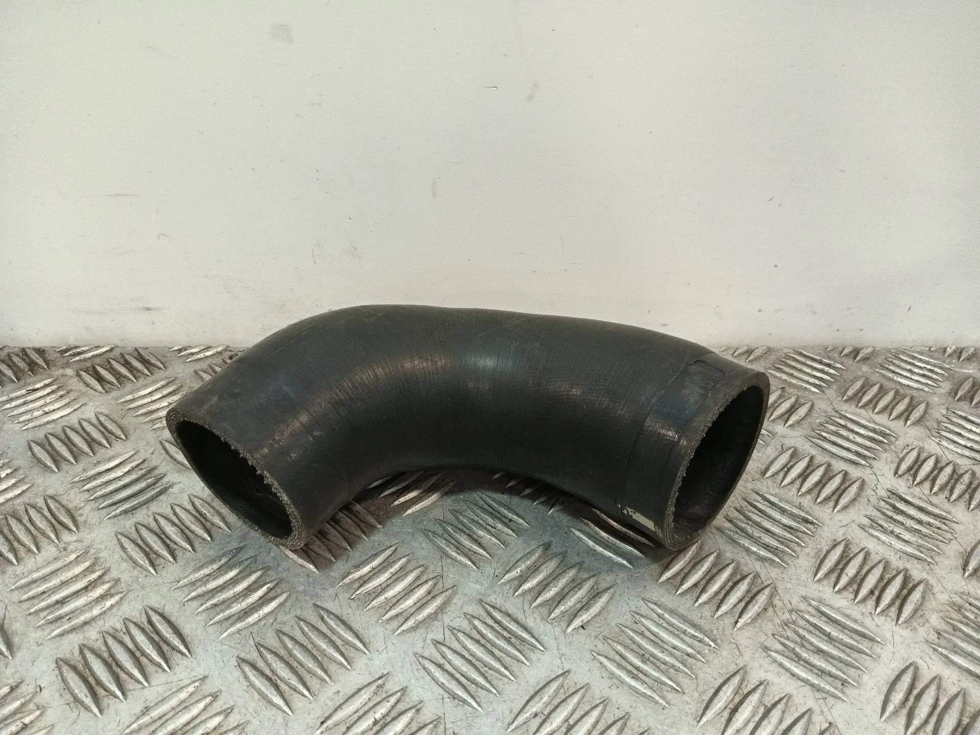 Tubo para Hyundai H350 Furgoneta