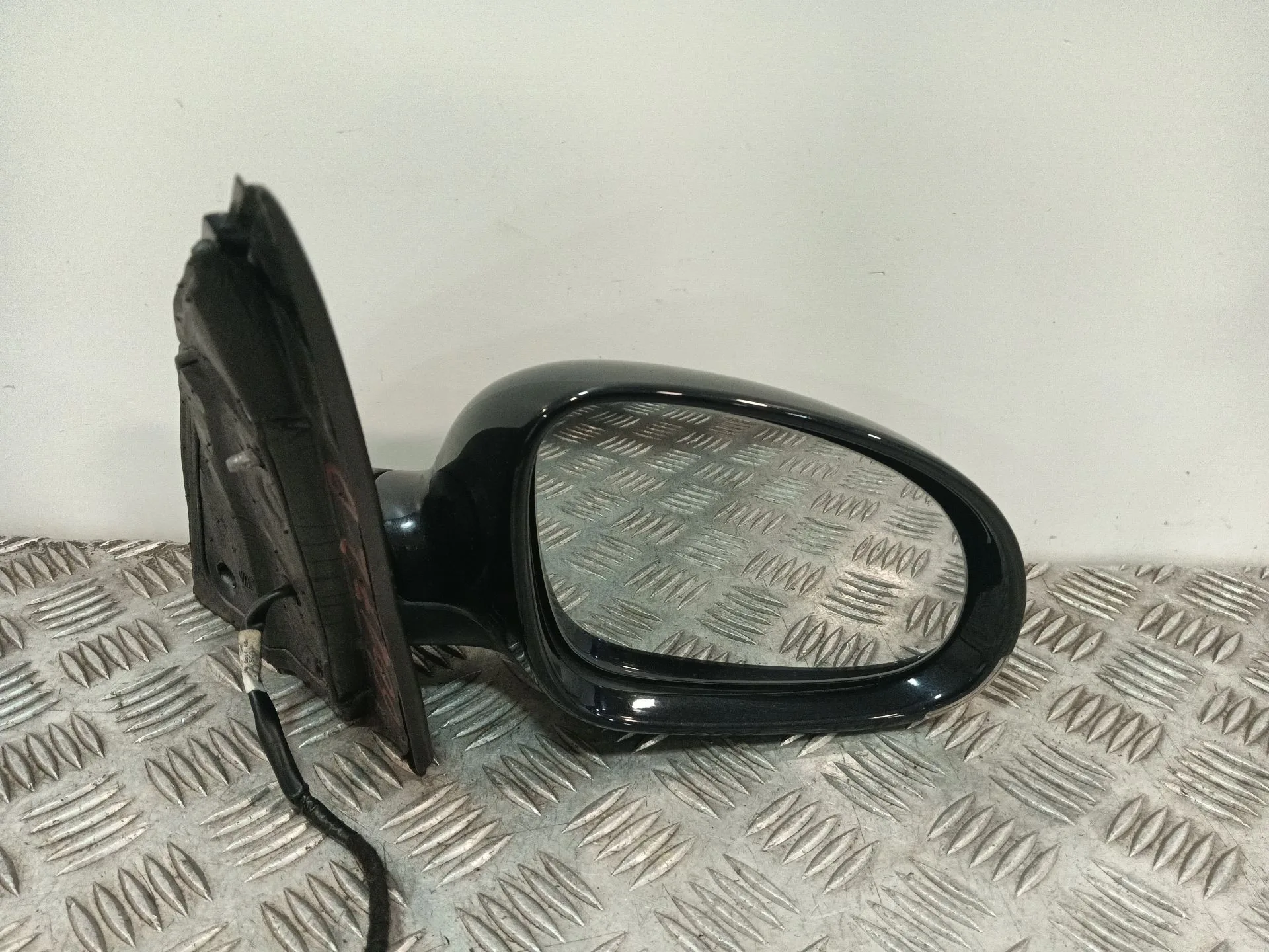 Retrovisor Derecho para Volkswagen Golf V (1K1)