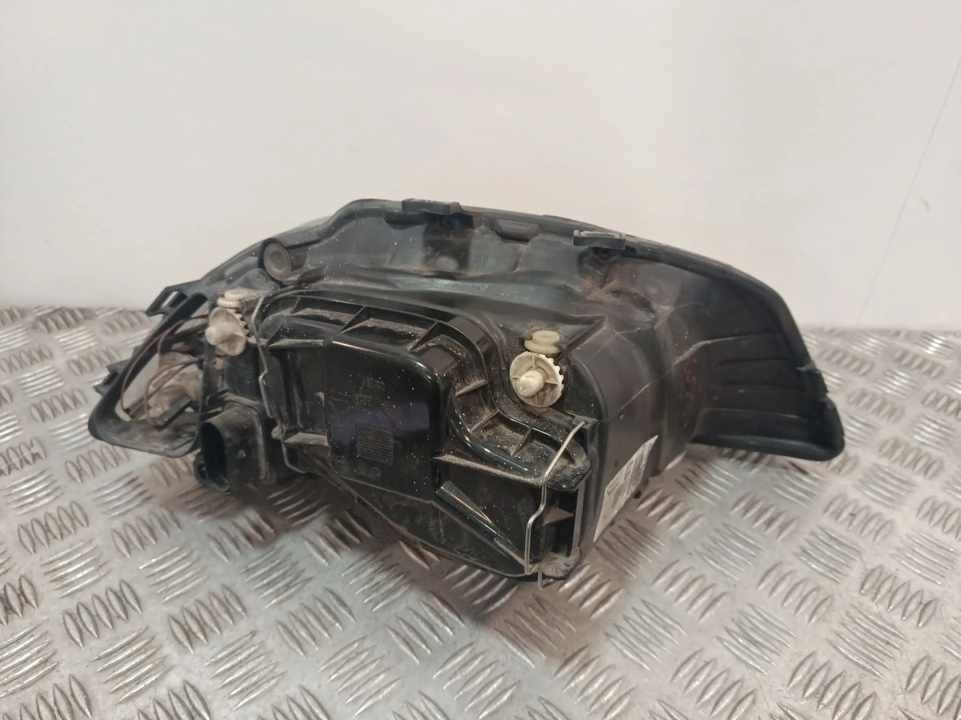 Faro Izquierdo para Seat Cordoba (6L2)