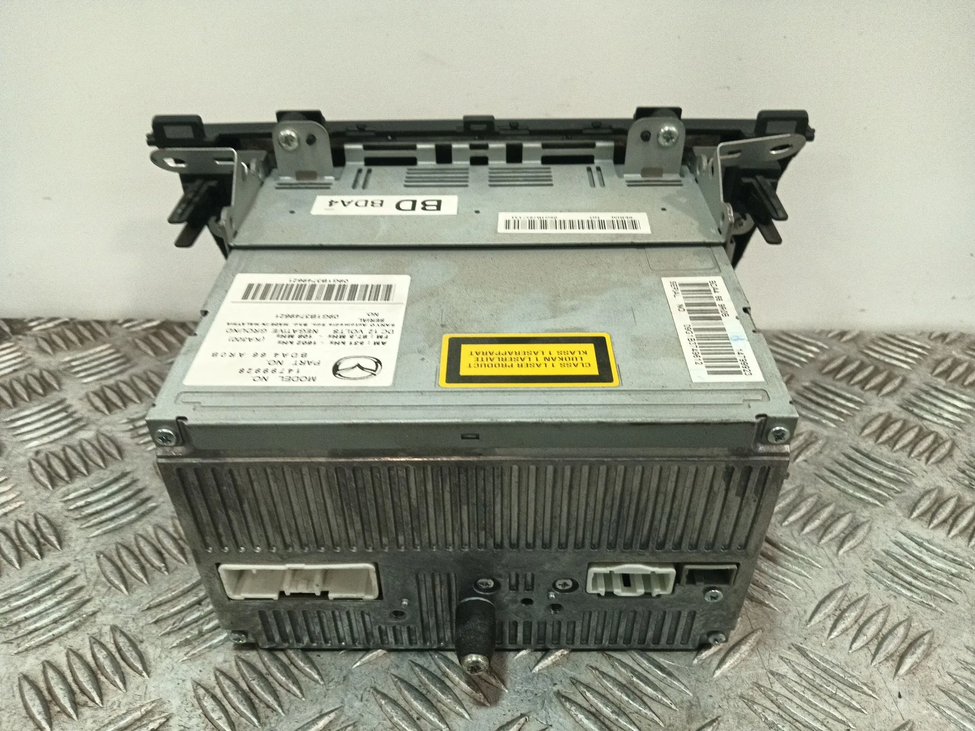 Sistema Audio / Radio Cd para Mazda 3 Lim. (Bl)