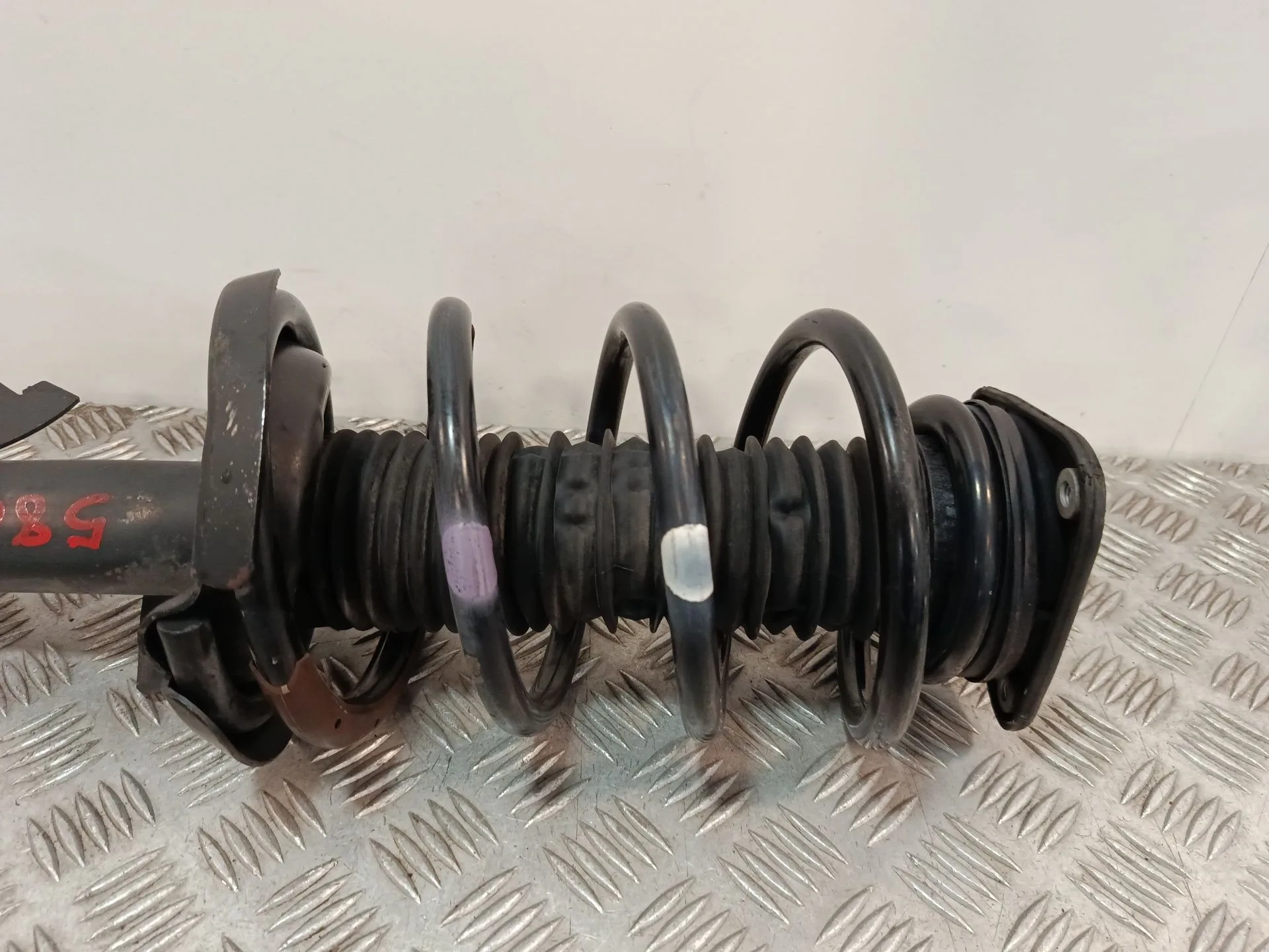 Amortiguador Delantero Izquierdo para Mazda 3 Lim. (Bl)