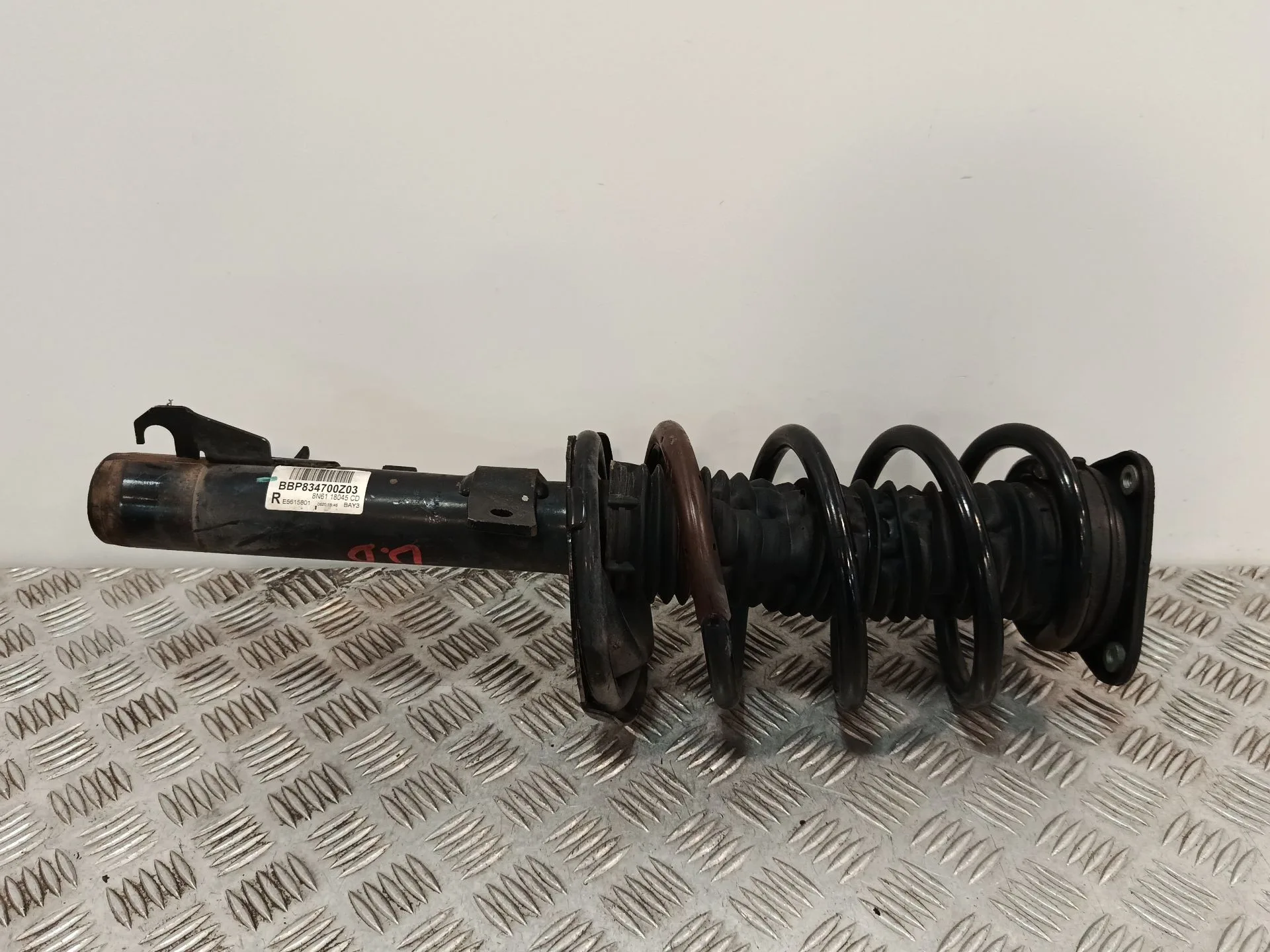 Amortiguador Delantero Derecho para Mazda 3 Lim. (Bl)